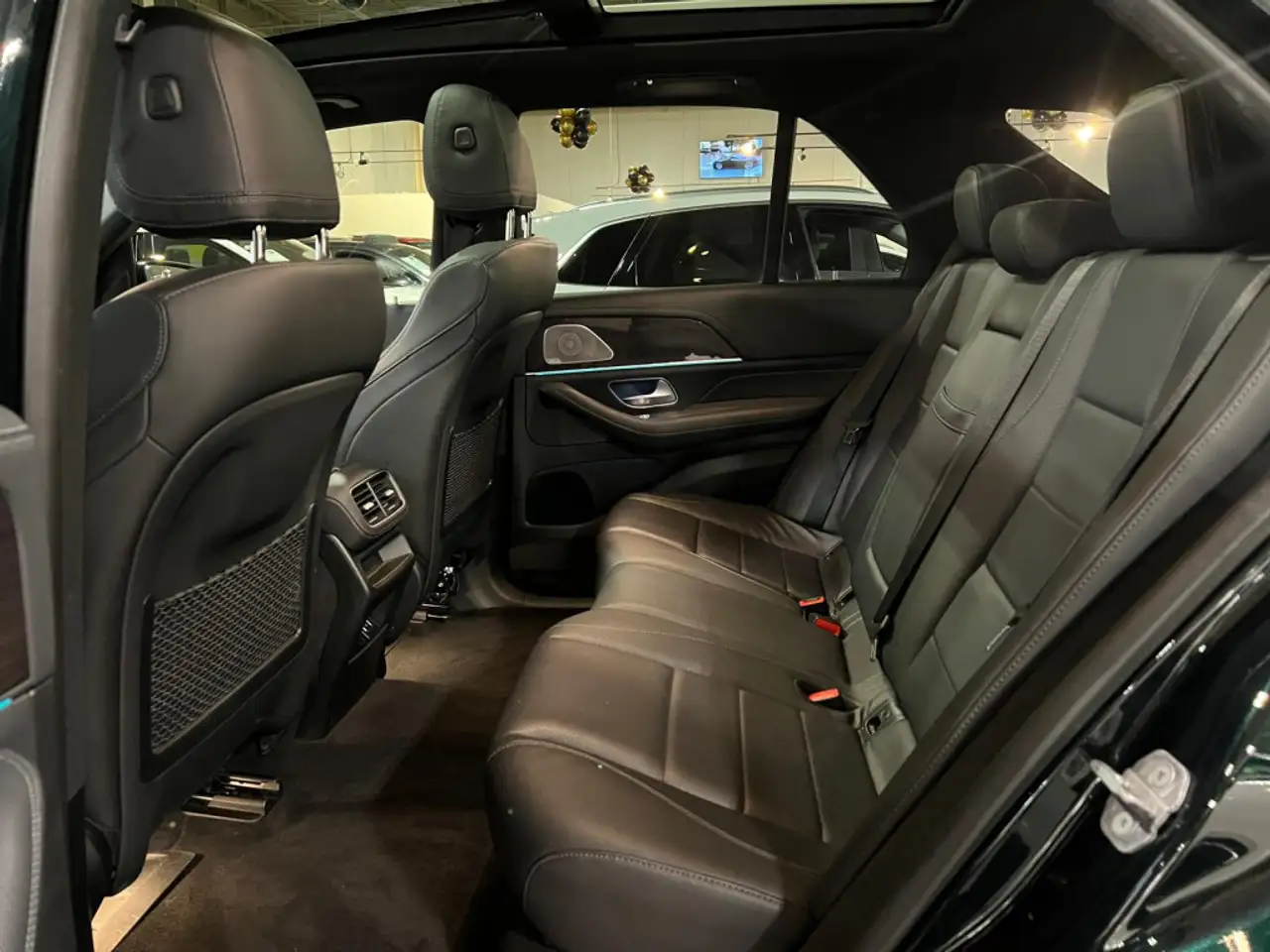 Mercedes-Benz GLE снимка Mercedes-Benz GLE
