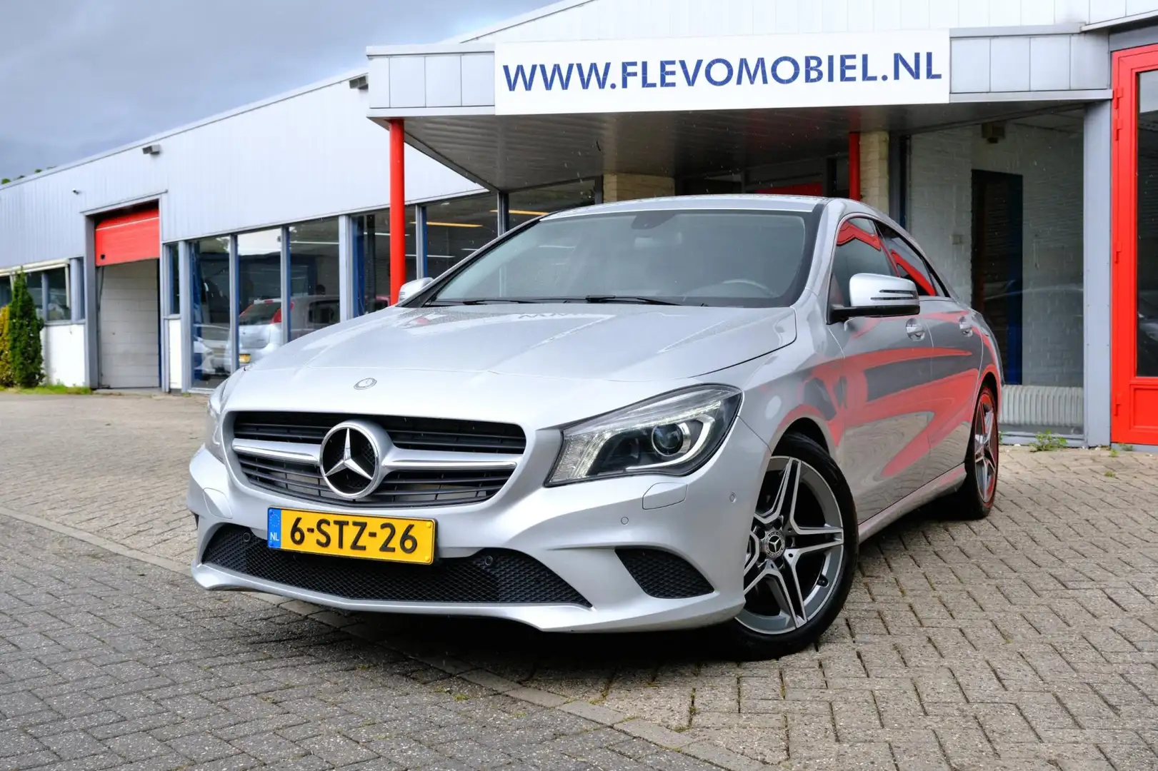 Mercedes-Benz CLA 180 BlueEFF. Ambition Navi|Airco|PDC|LMV Сірий - 1