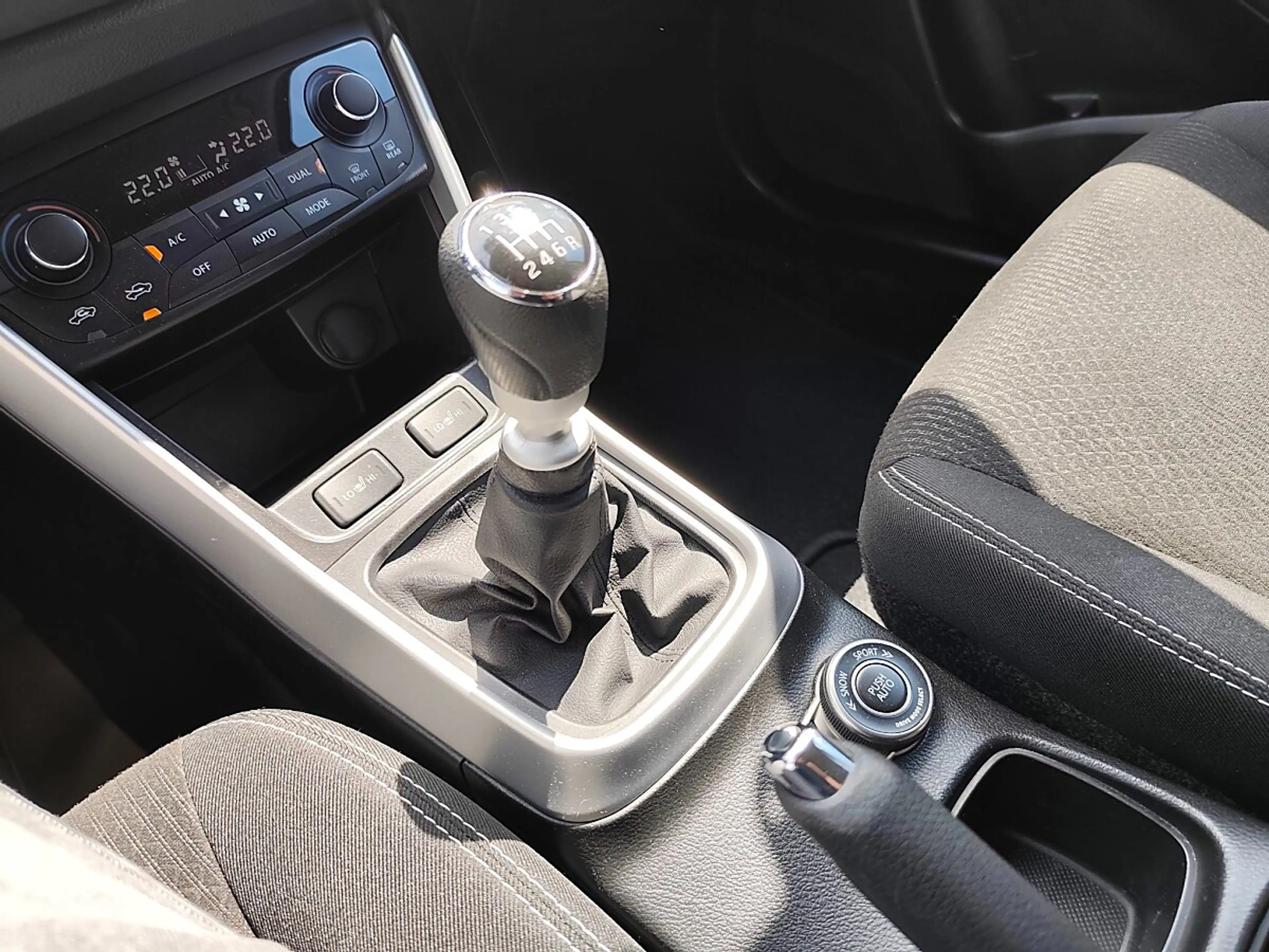 Suzuki SX4 S-Cross 1,4 DITC ALLGRIP shine — photo 12