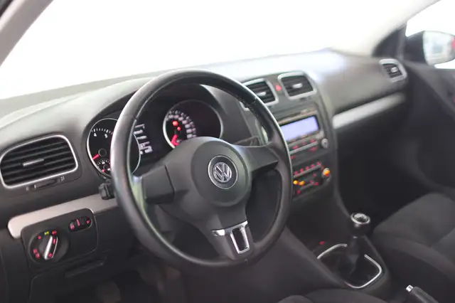 Volkswagen Golf view 8