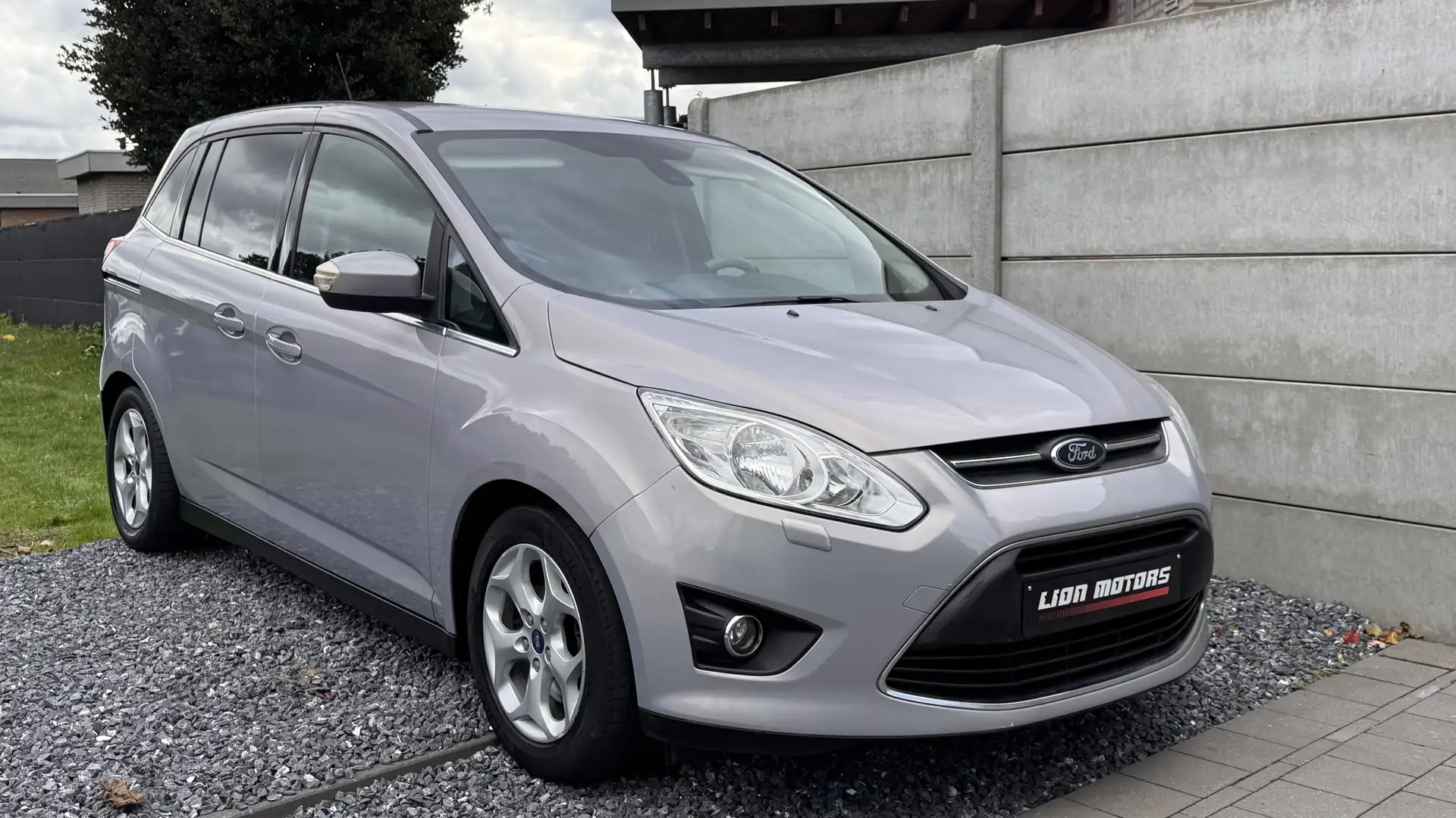 Ford Grand C-Max 1.6 Tdci Titanium | 7 Plaats | Nette Staat Gris - 1