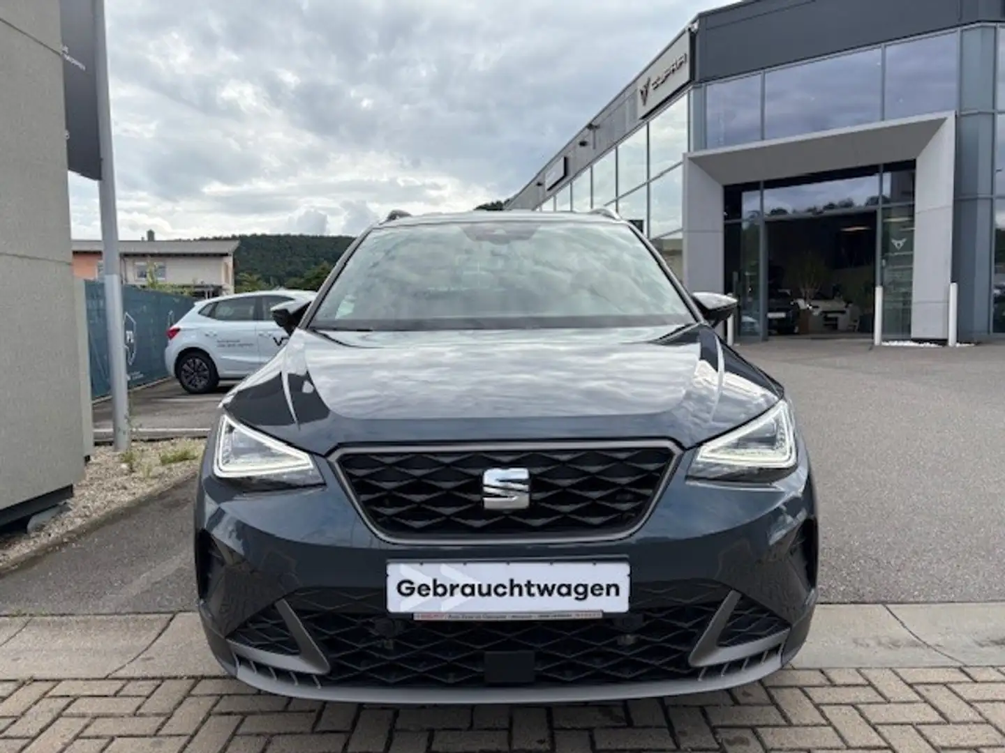 SEAT Arona FR Beats Klima Rückfahrkamera Sitzheizung Gris - 2