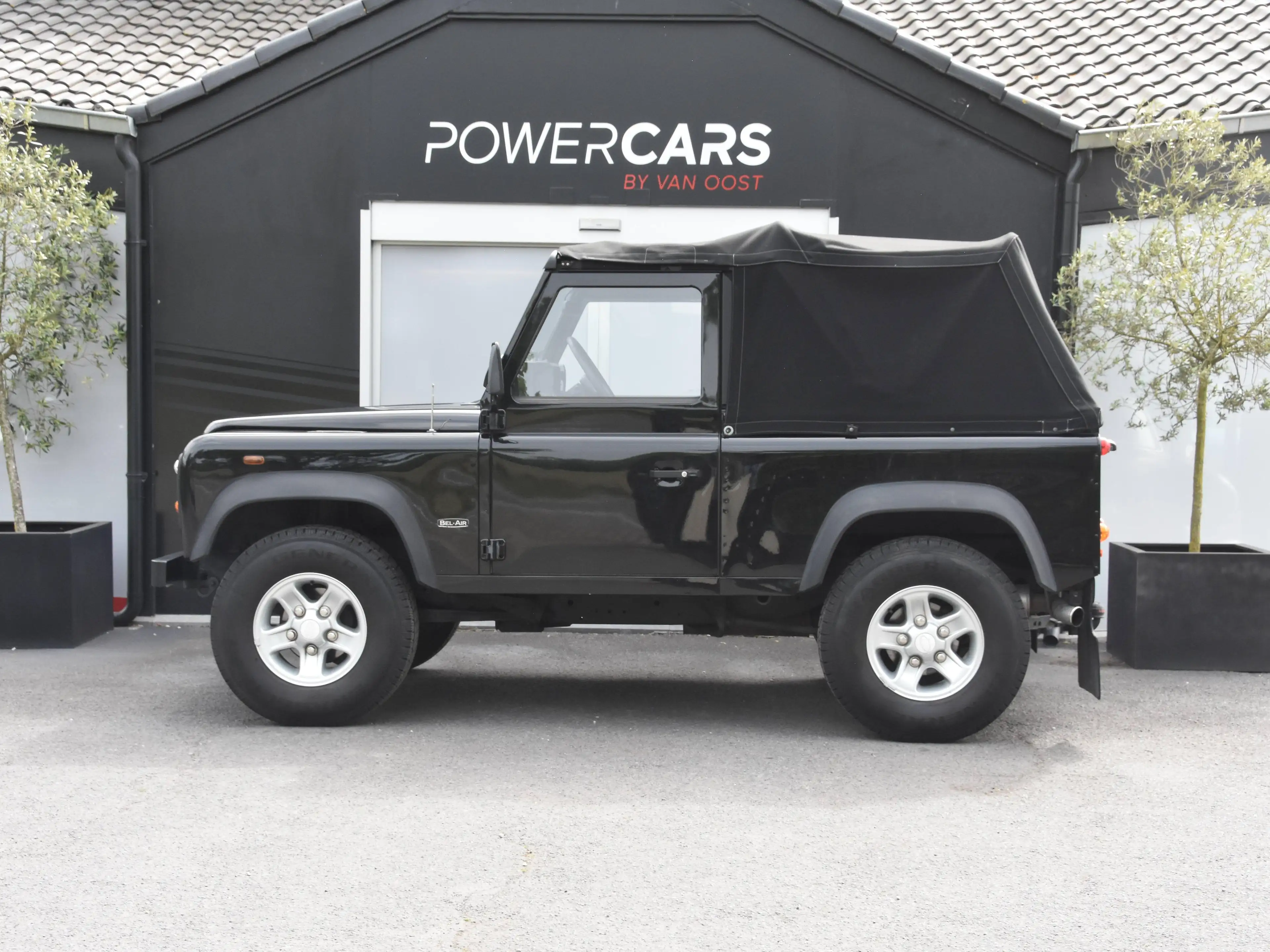 Land Rover Defender 90 TD5 Cabrio " BEL AIR " – 1 VAN 75 — photo 10