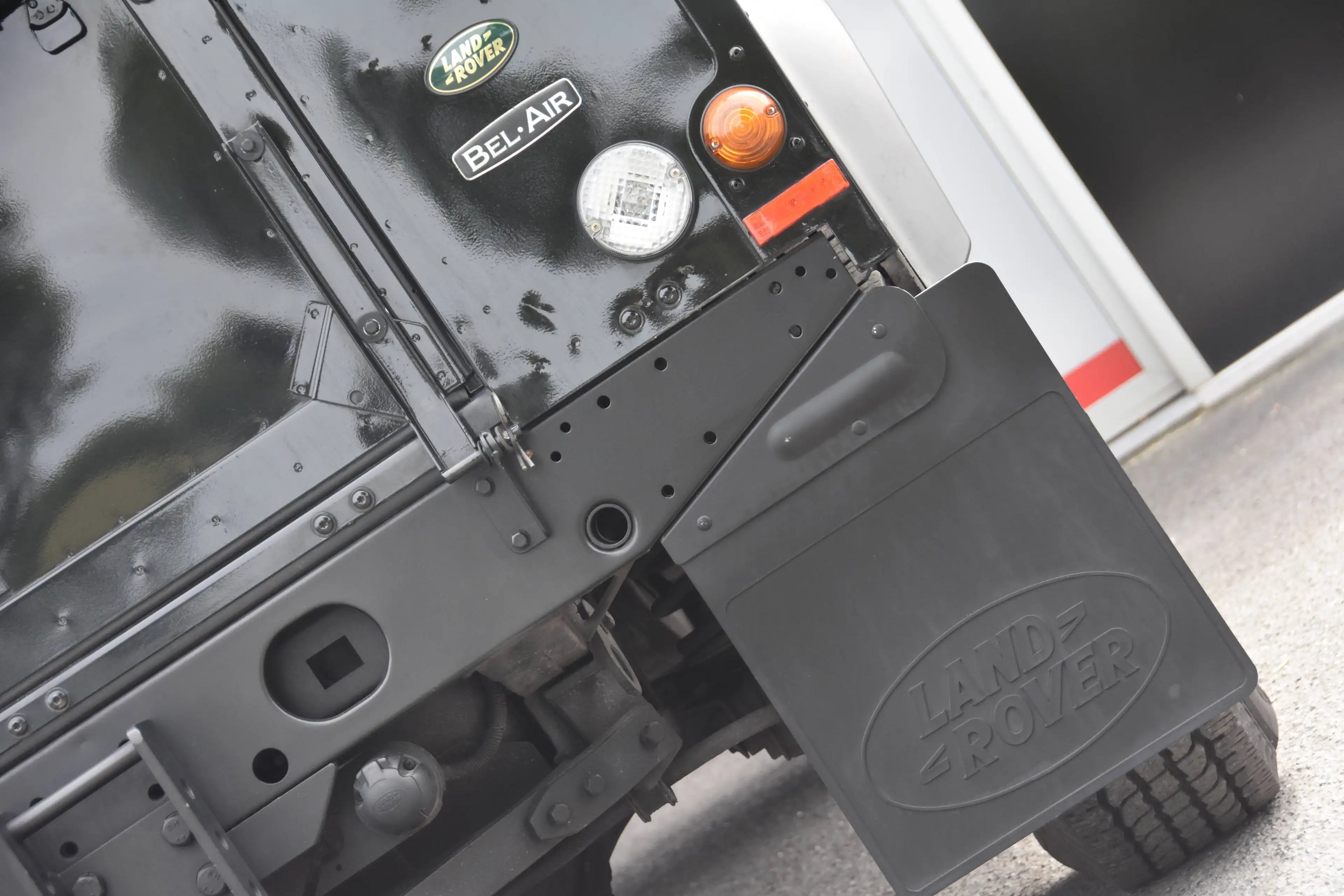 Land Rover Defender 90 TD5 Cabrio " BEL AIR " – 1 VAN 75 — photo 12