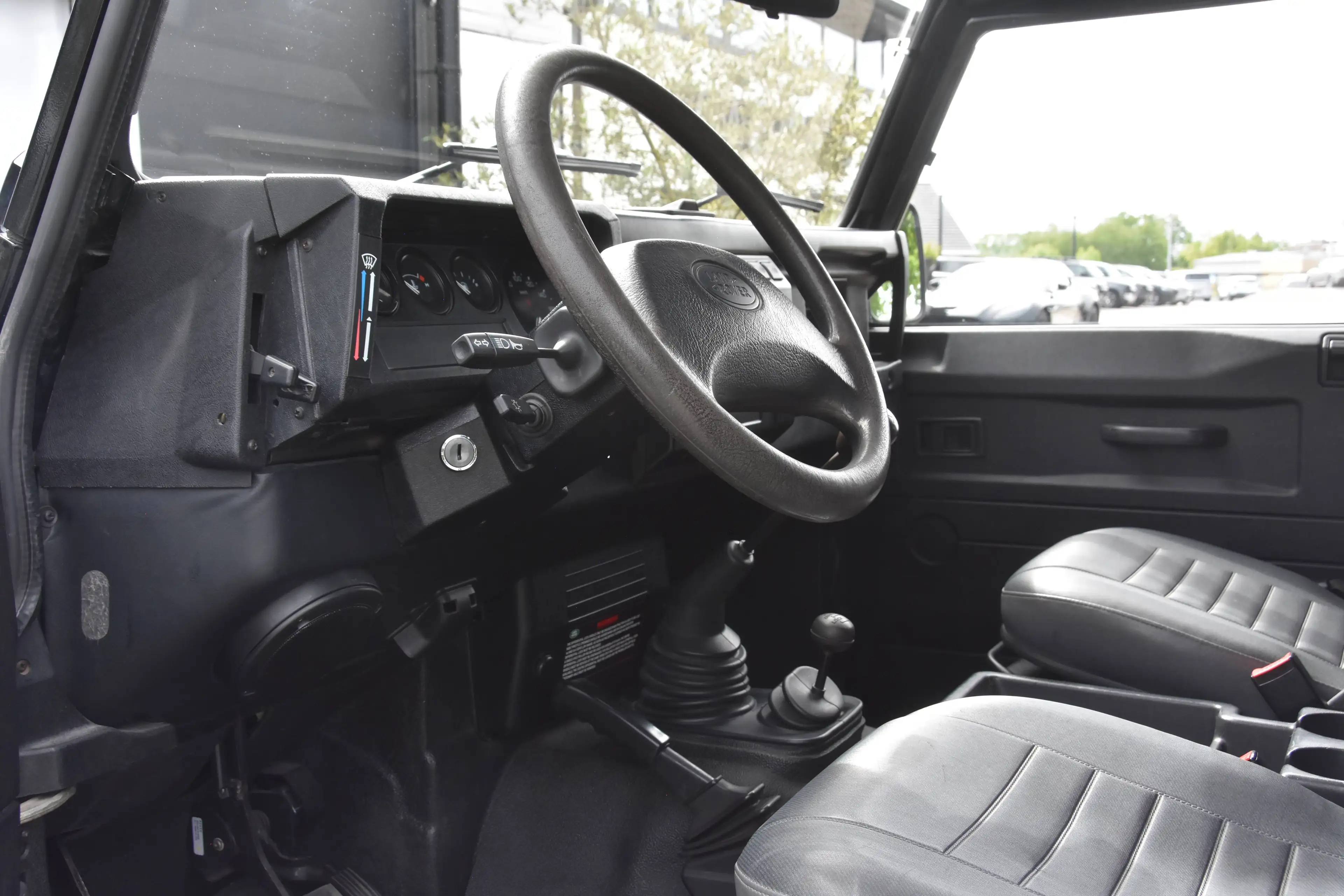 Land Rover Defender 90 TD5 Cabrio " BEL AIR " – 1 VAN 75 — photo 13