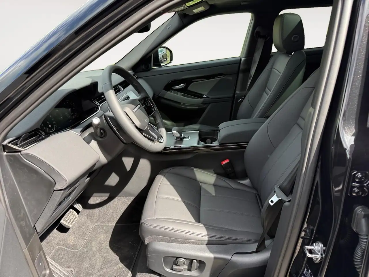 Land Rover Range Rover Evoque 2026 — фото 14