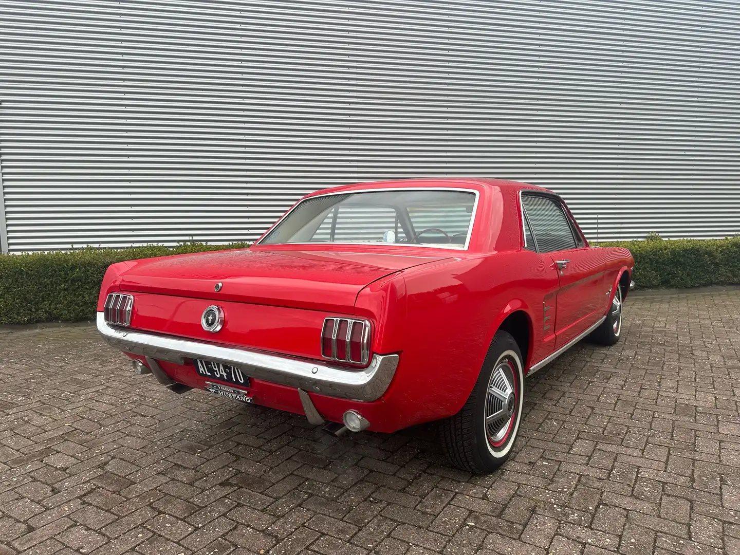 Ford Mustang 289 V8 Coupe automaat - stuurbekrachtiging - Czerwony - 2