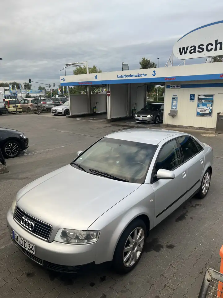 Audi A4 2.0, foto 1