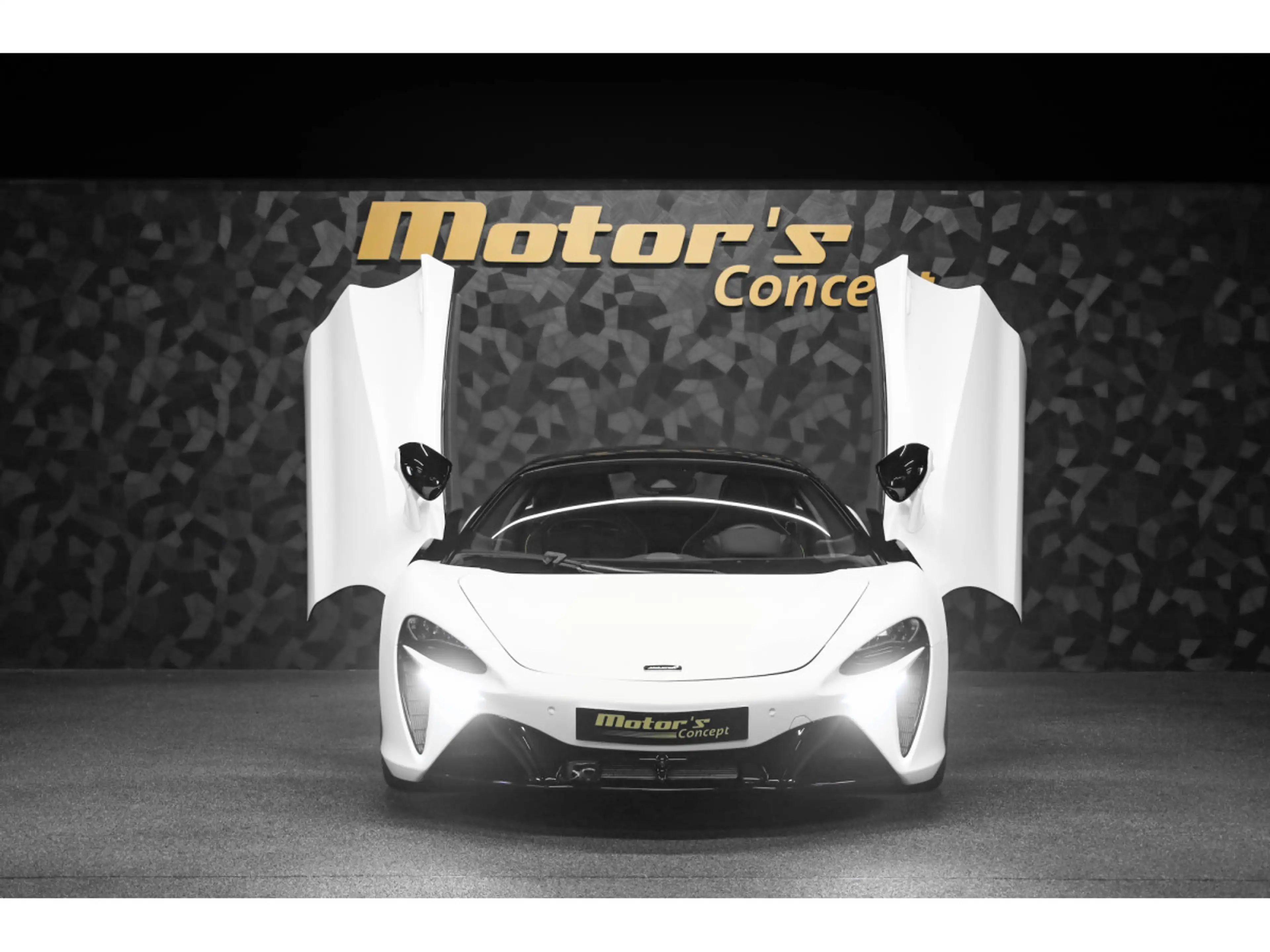 McLaren Artura Coupé V6 Hybrid — photo 4
