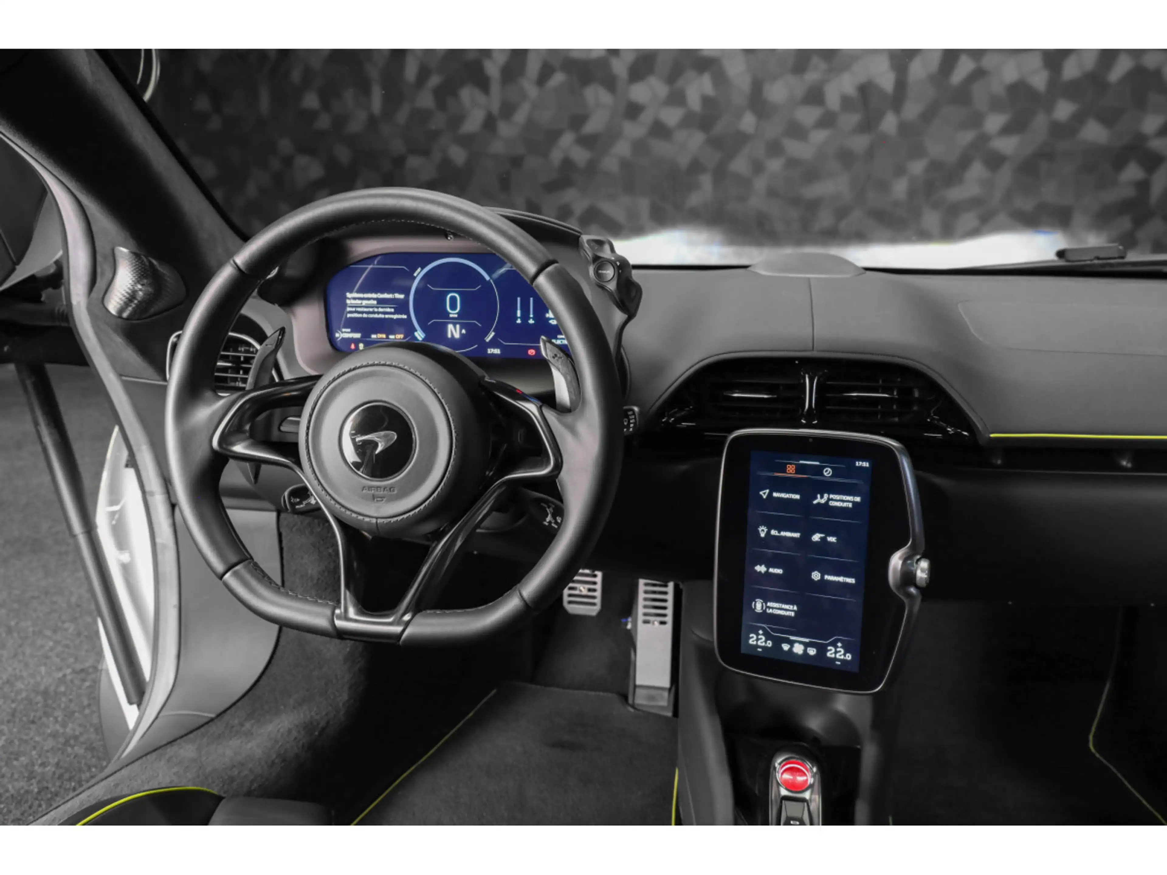 McLaren Artura Coupé V6 Hybrid — photo 12