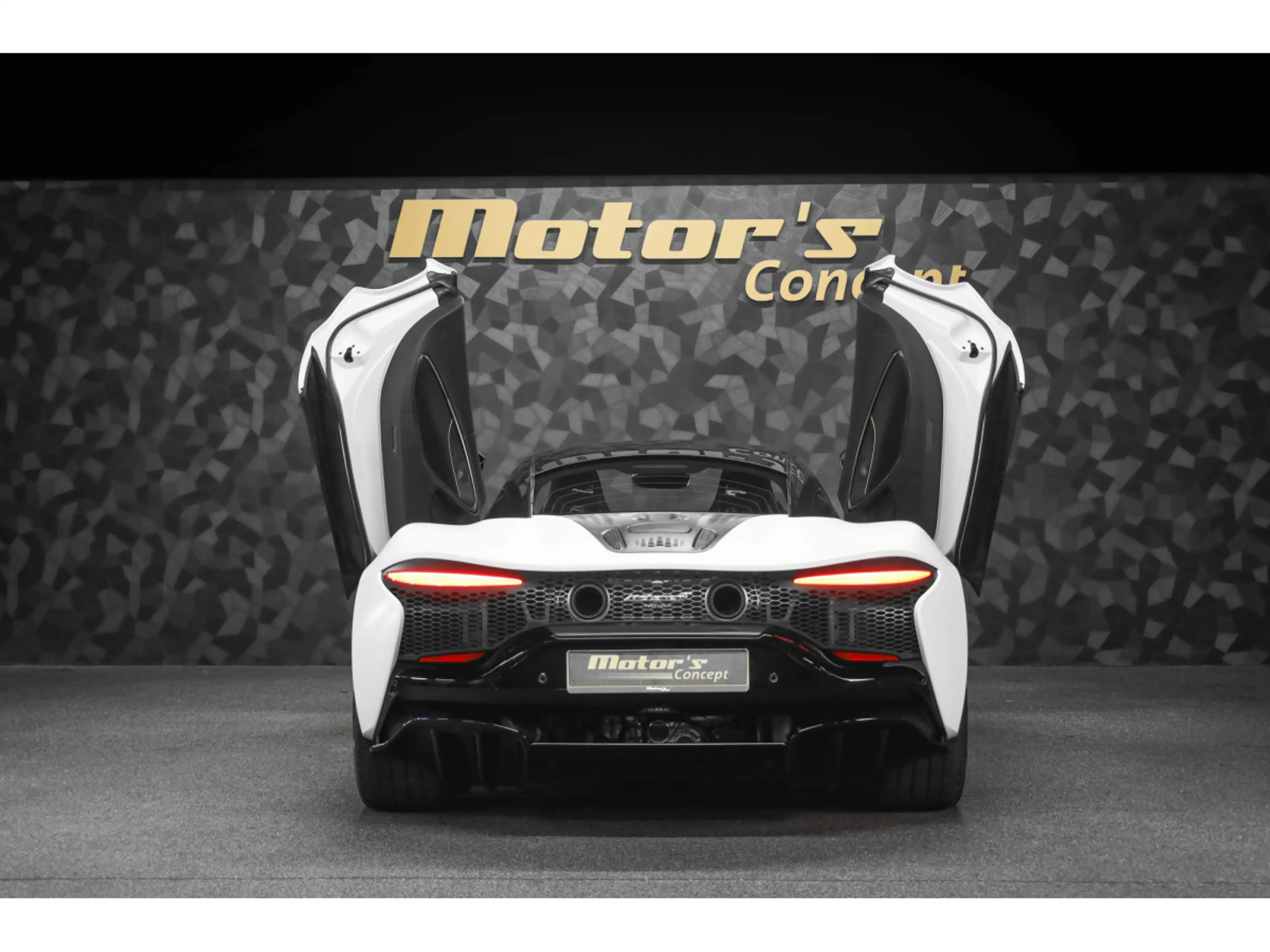 McLaren Artura Coupé V6 Hybrid — photo 5