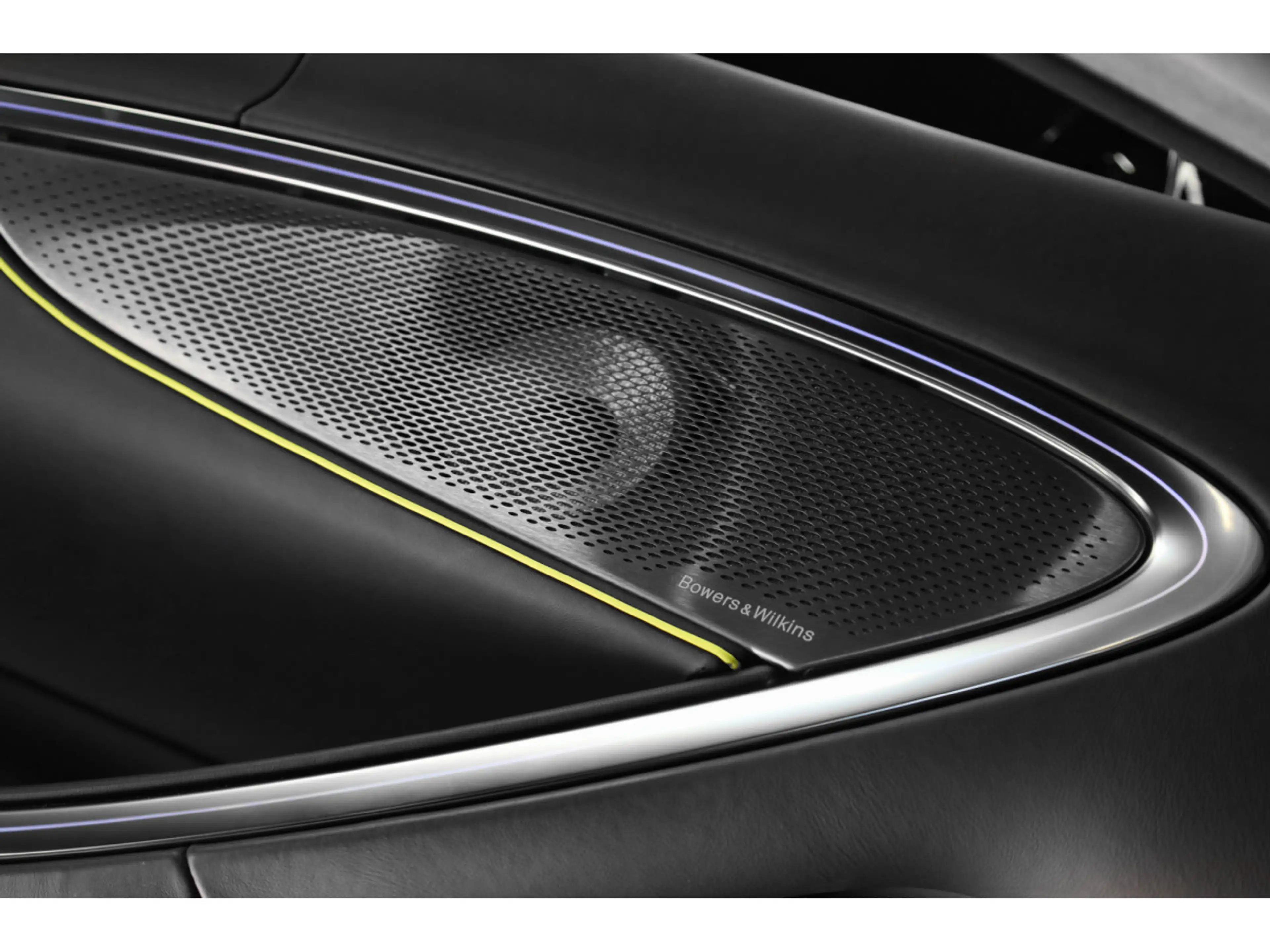 McLaren Artura Coupé V6 Hybrid — photo 14