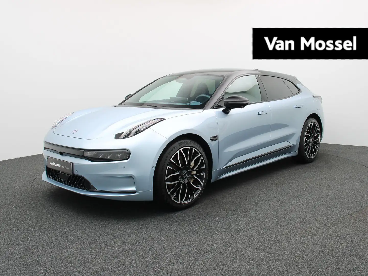 Zeekr 001 PRIVILEGE AWD 100KWH SOH 98% Blau - 1