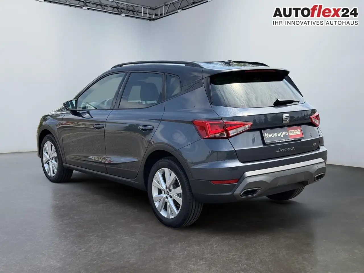 SEAT Arona FR 1.5 TSI DSG Mo26 ACC 2Zokl 2xPDC Kam SHZ Ful..., миниатюра 4