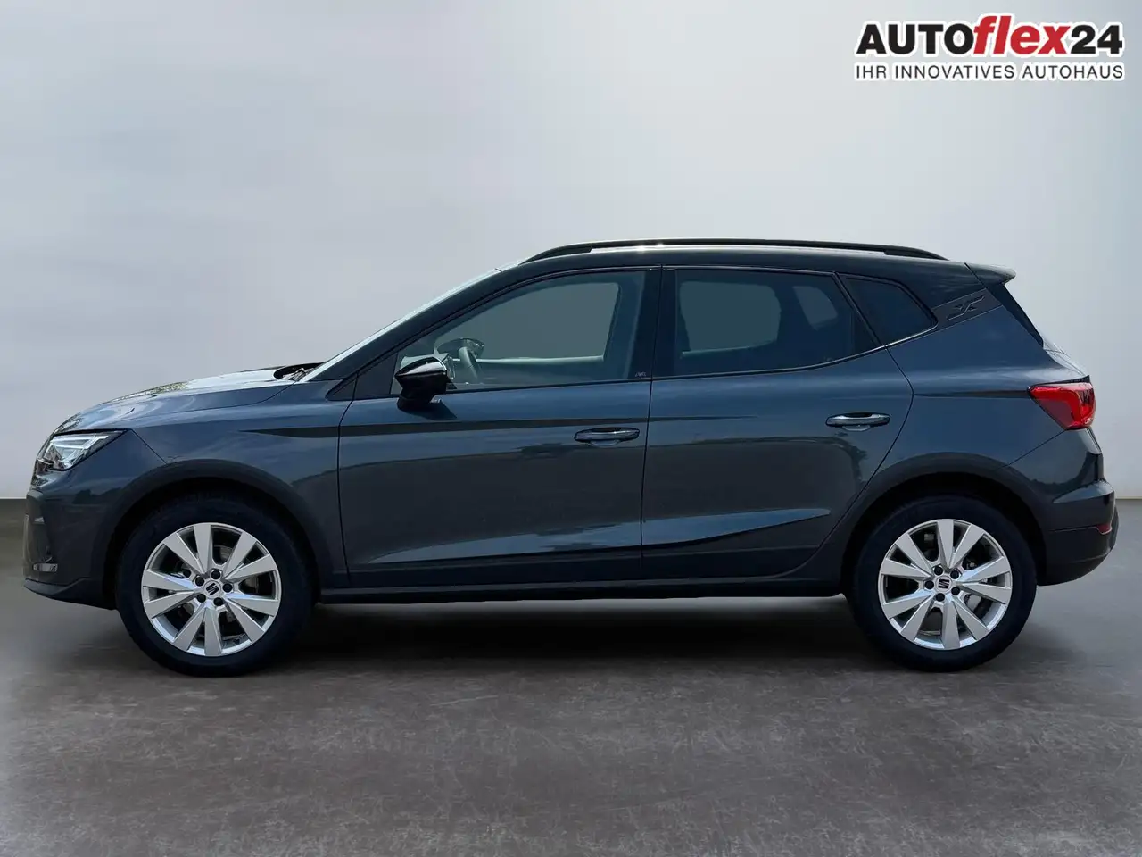 SEAT Arona FR 1.5 TSI DSG Mo26 ACC 2Zokl 2xPDC Kam SHZ Ful..., миниатюра 7