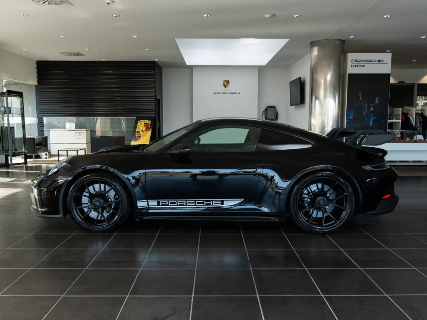 Porsche 992 GT3 Negro - 2