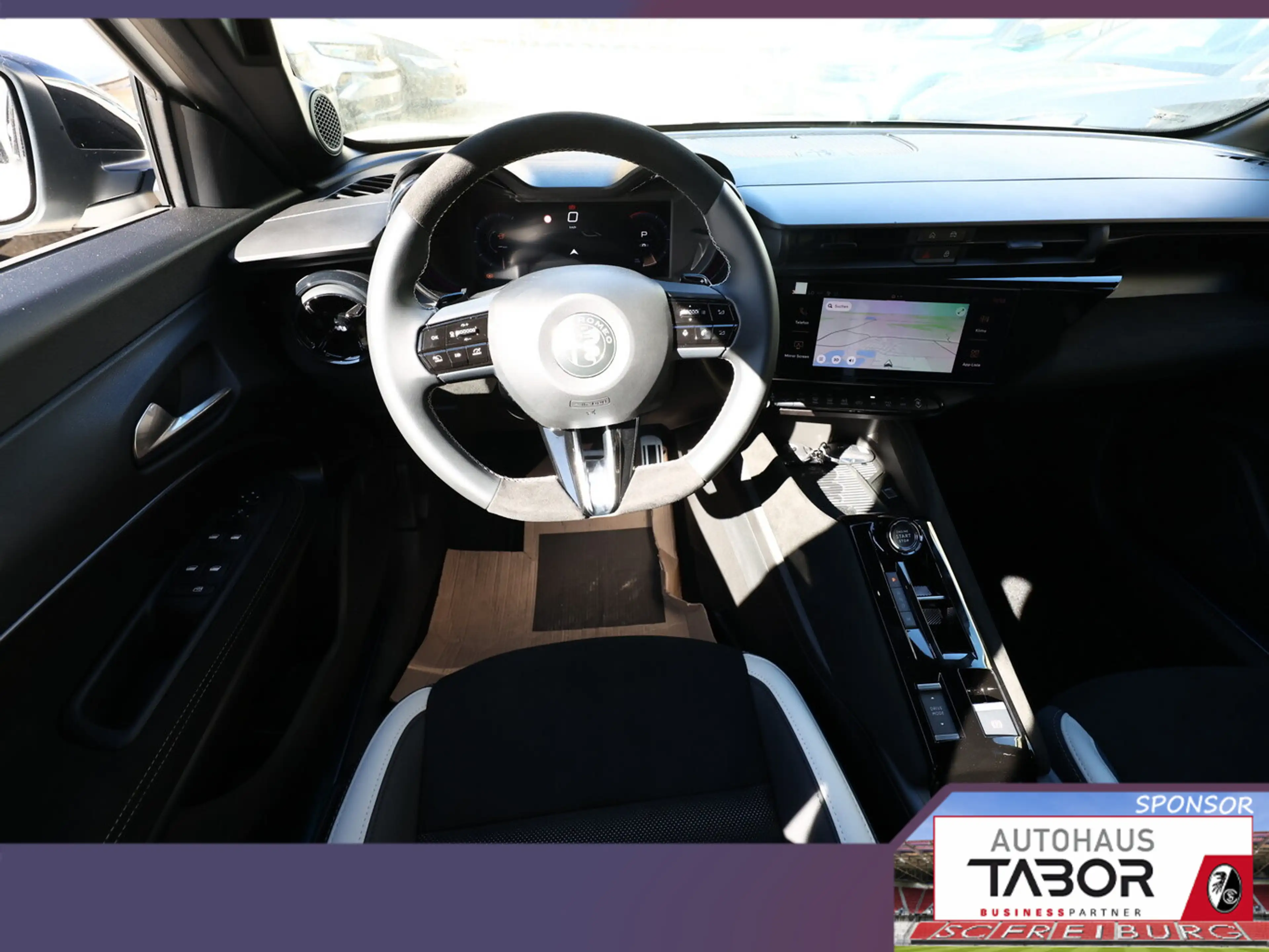 Alfa Romeo Junior Ibrida Q4 Sport Speciale TechP UVP-28%* — photo 7
