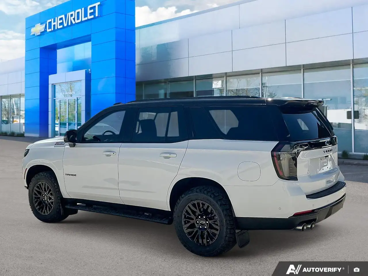 Chevrolet Tahoe снимка Chevrolet Tahoe