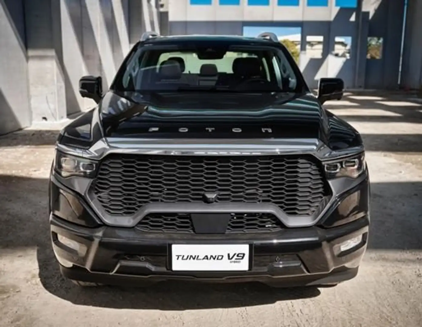 Foton Tunland V9 HYBRID 8AT ULTRA Schwarz - 2