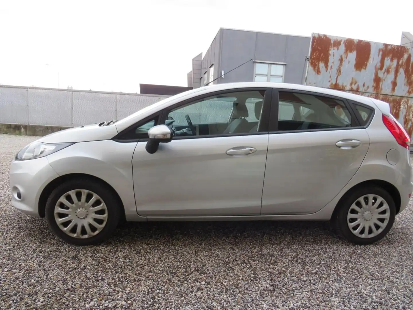 Ford Fiesta 1.2 82 CV 5 porte Titanium Argento - 1