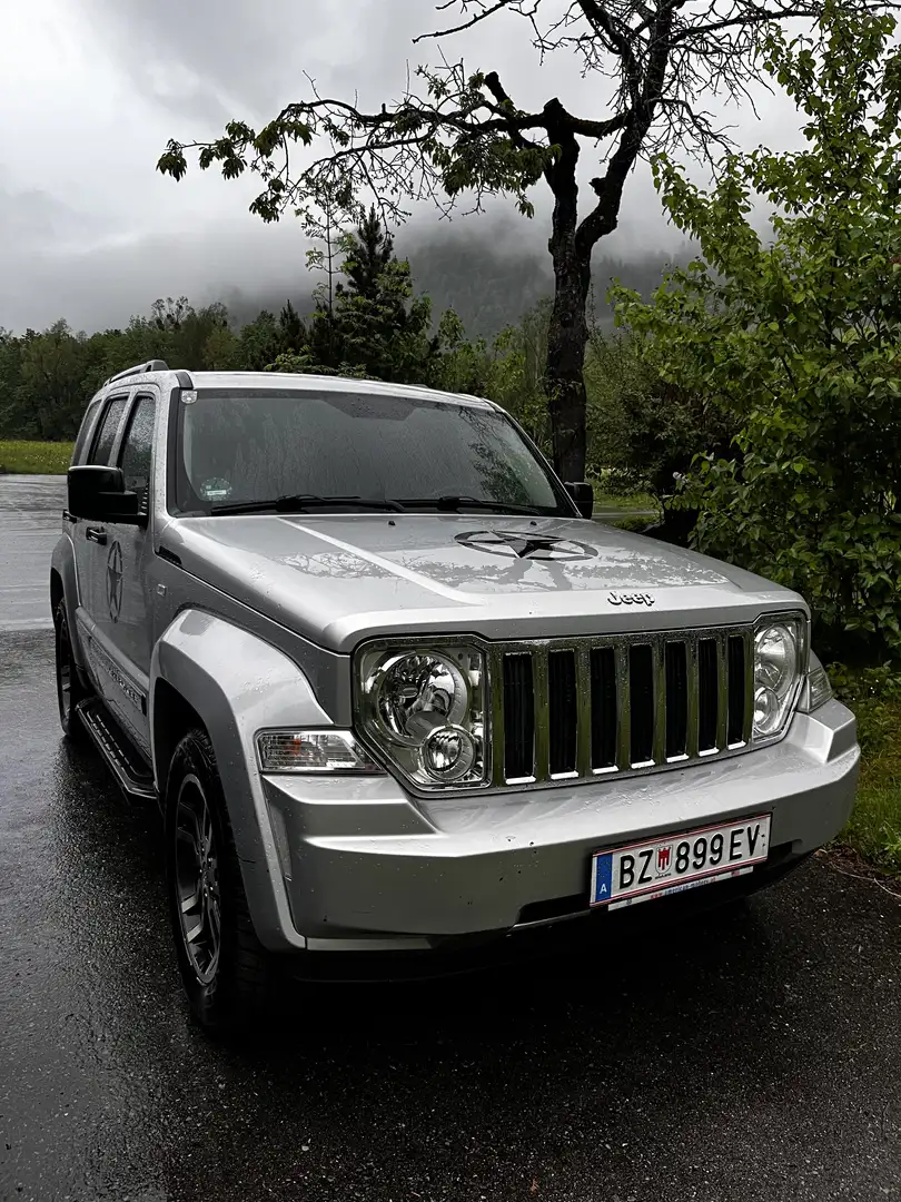 Jeep Cherokee Jeep Cherokee 2.8 CRD Limited – Automatik – Picker Silber - 1