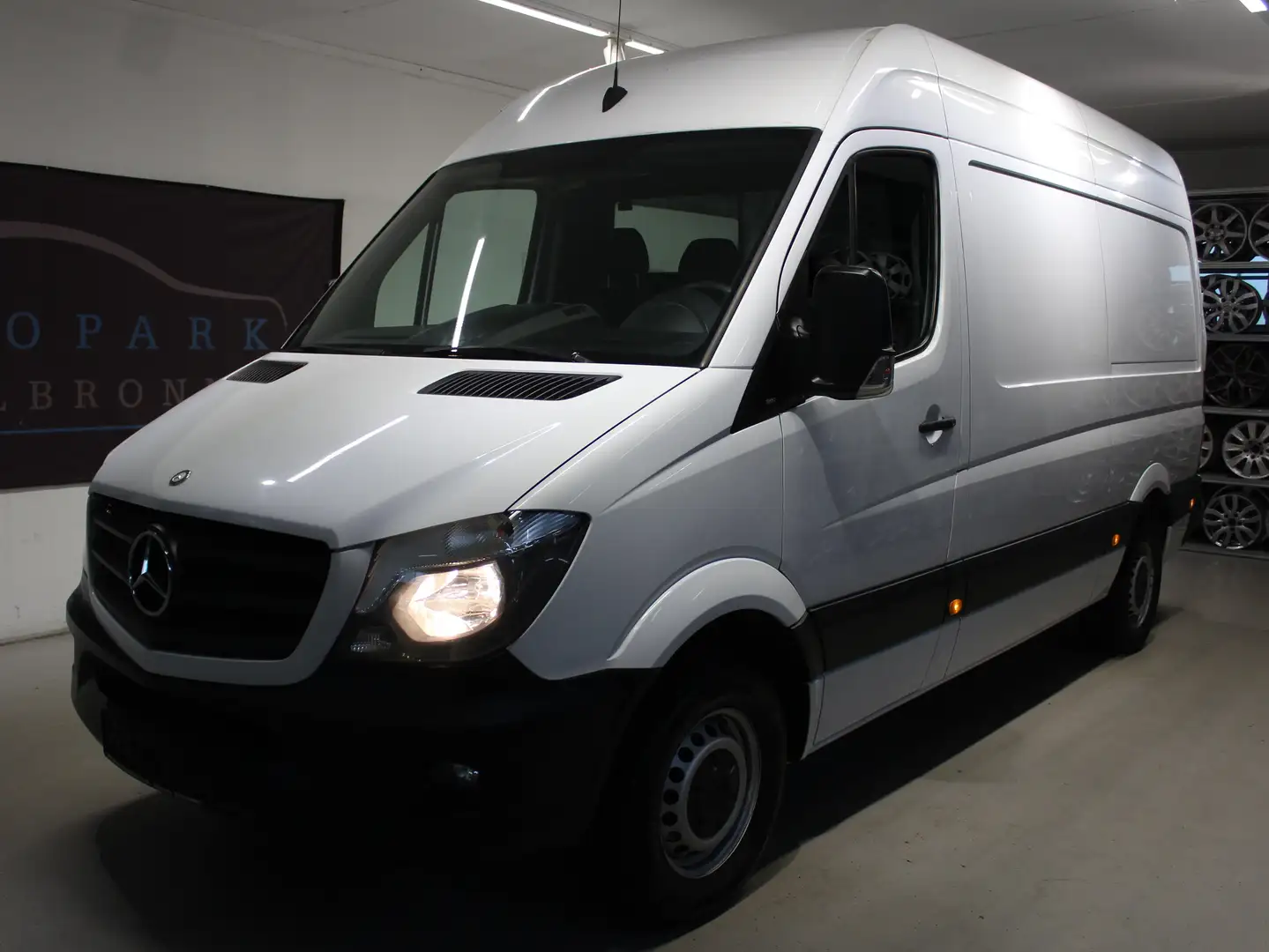Mercedes-Benz Sprinter 316 CSprinter Kasten 316*1.HD*LUFTFE*AHK *ABS+ASR Blanc - 1
