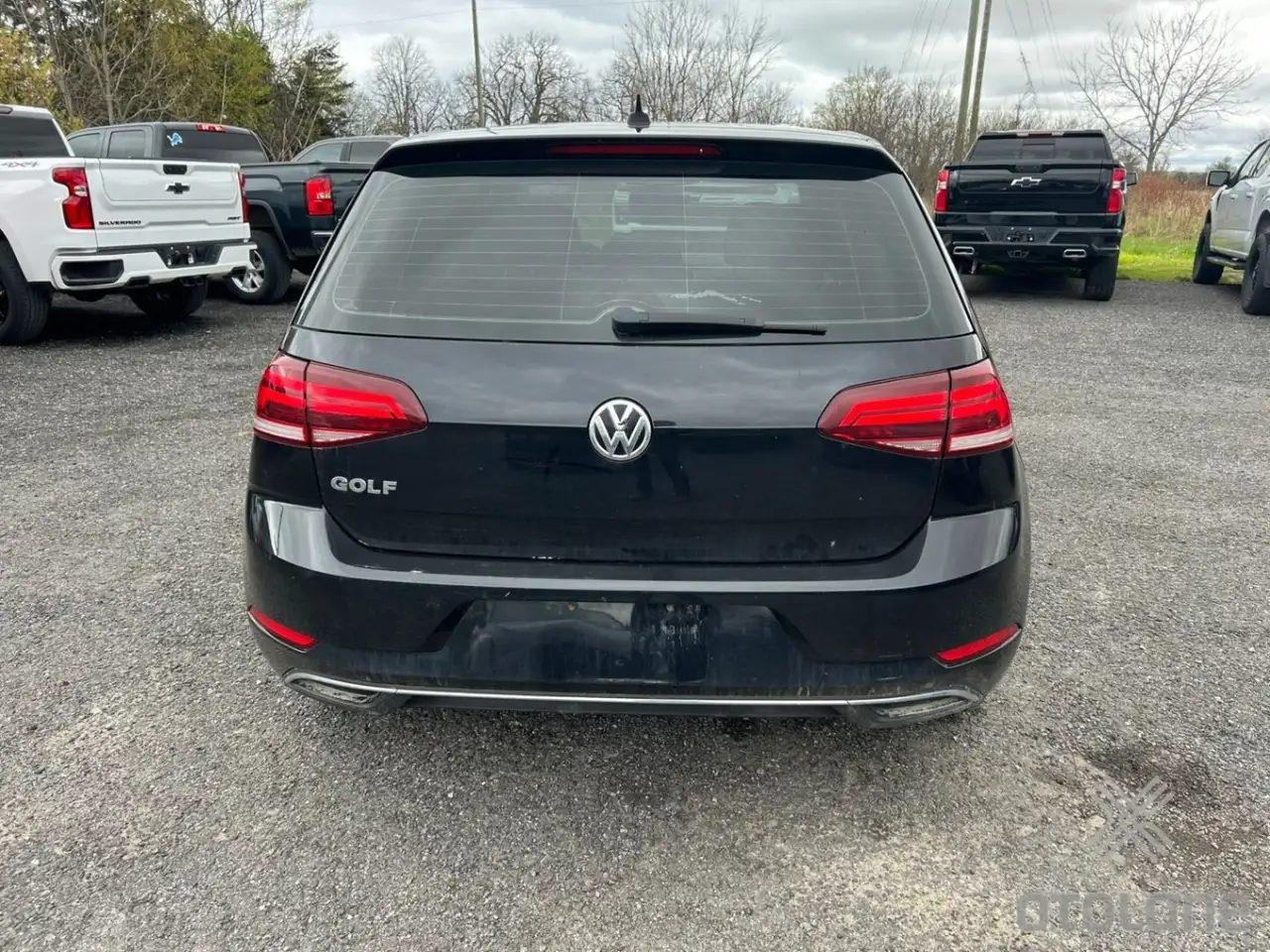 Volkswagen Golf photo Volkswagen Golf
