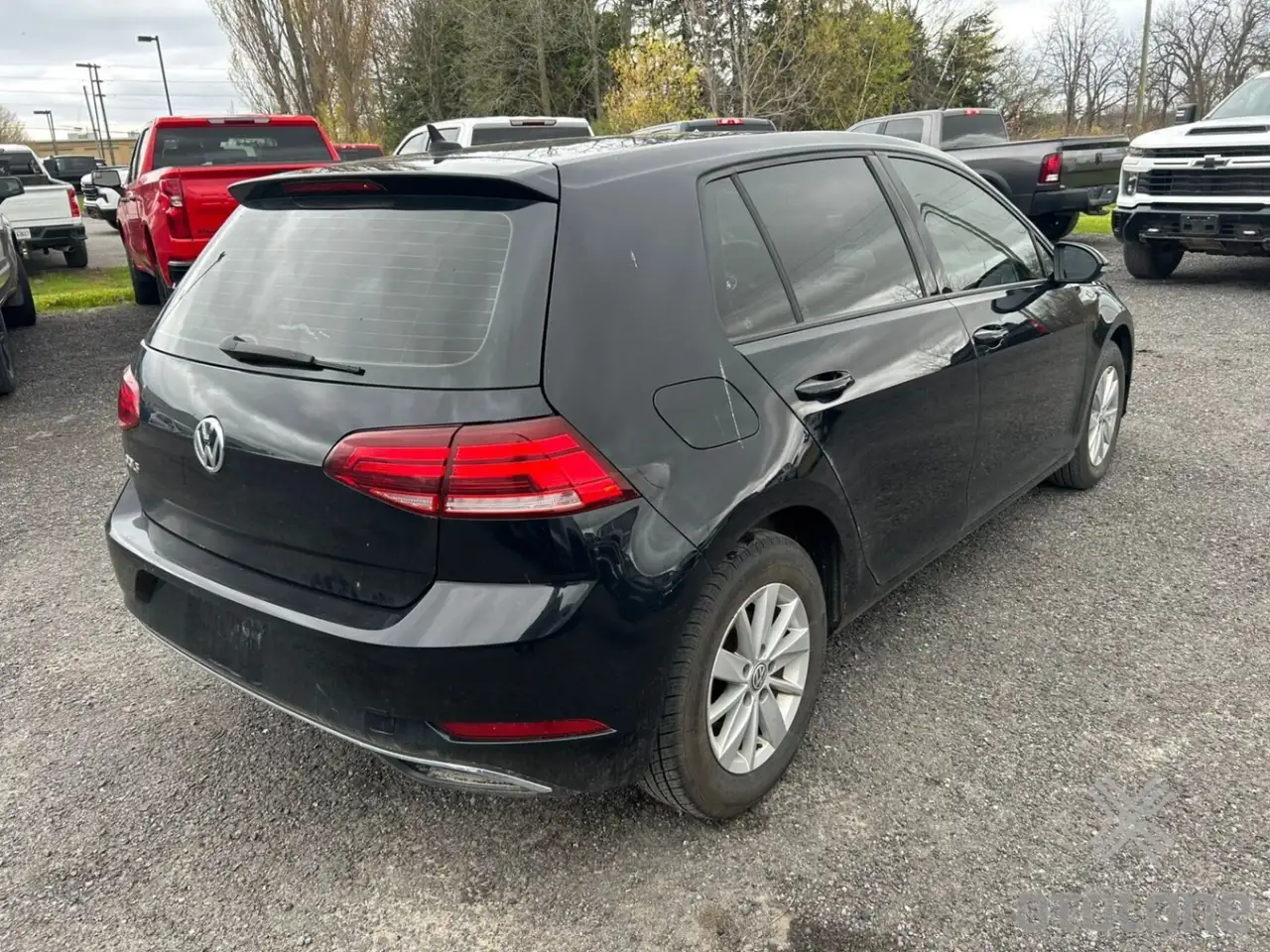 Volkswagen Golf photo Volkswagen Golf