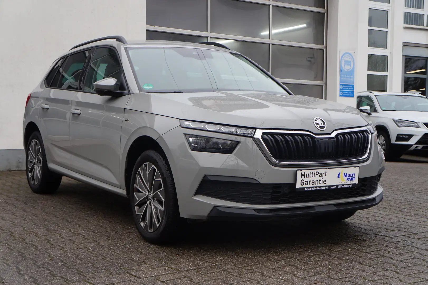 Skoda Kamiq Kamiq Clever*LED*PDC*SHZ*KAMERA* Grau - 1