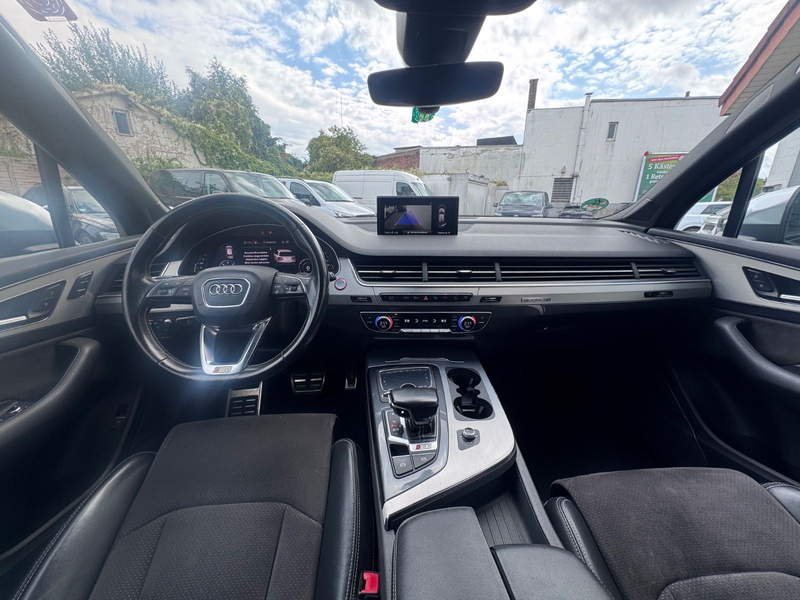 Audi SQ7 4.0 TDI quattro AHK Bose Nacht ACC Matrix — photo 8