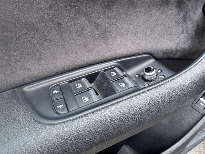 Audi SQ7 4.0 TDI quattro AHK Bose Nacht ACC Matrix — photo 13