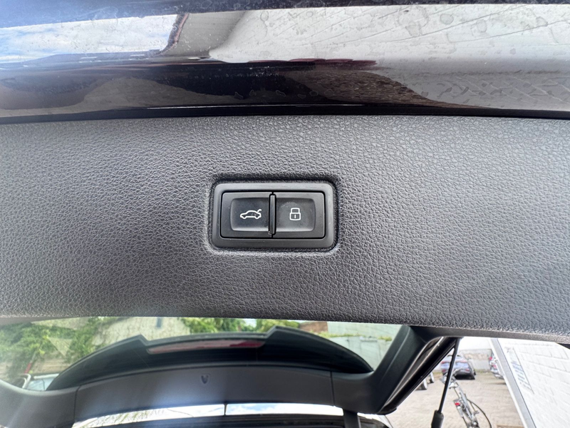 Audi SQ7 4.0 TDI quattro AHK Bose Nacht ACC Matrix — photo 10