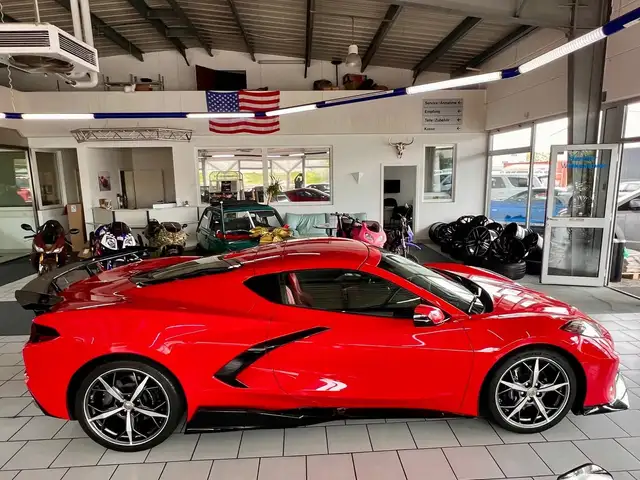 Corvette C8 Stingray 2LT Targa Racing Sitze