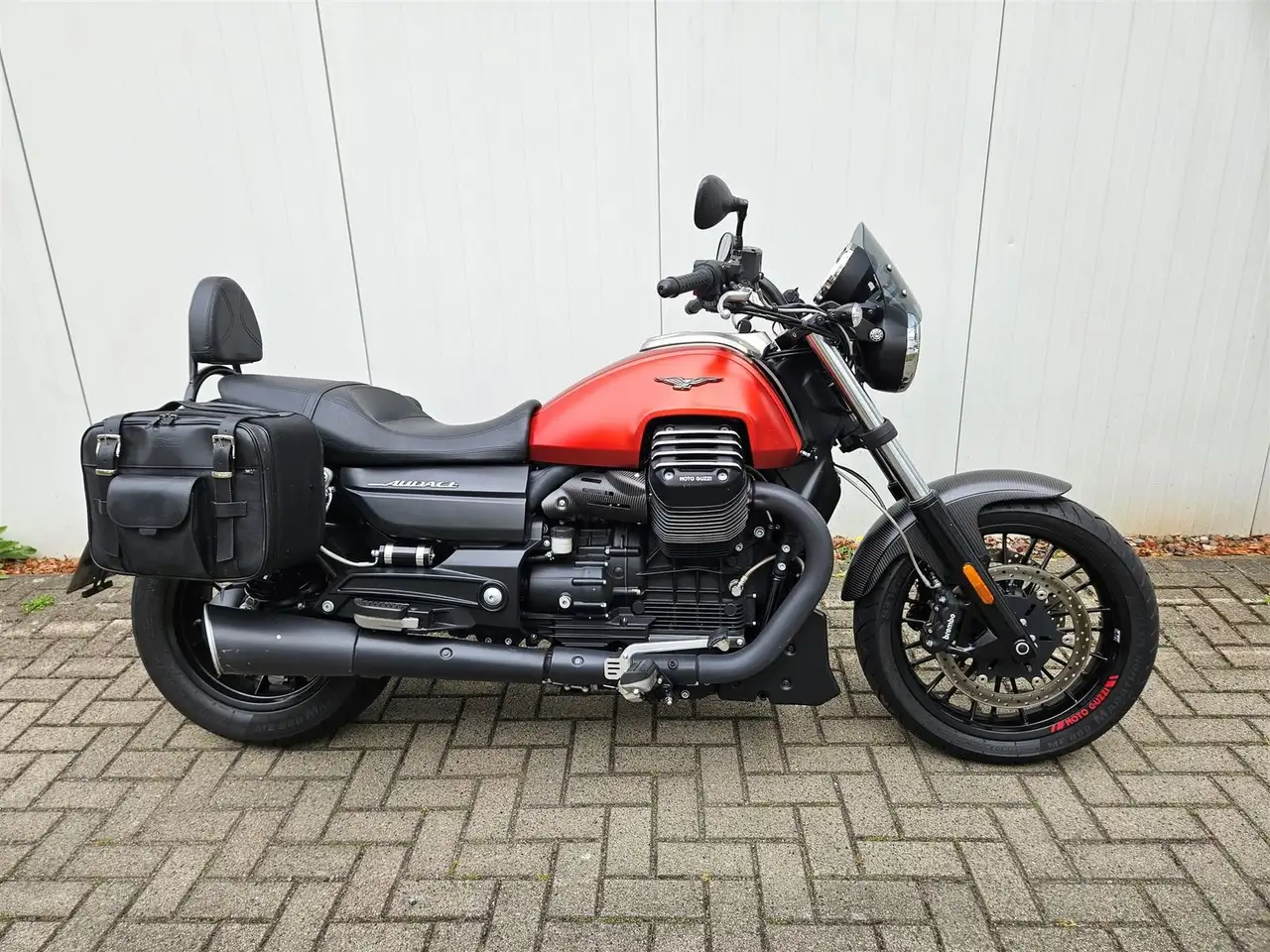 Moto Guzzi California 1400