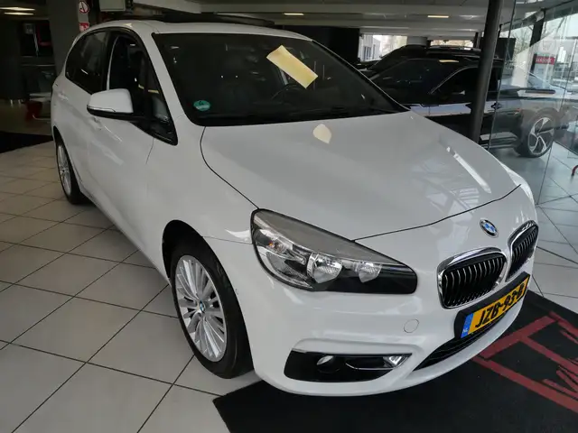 BMW 220 2-serie Active Tourer 220i LUXURY | AUTOMAAT | PAN