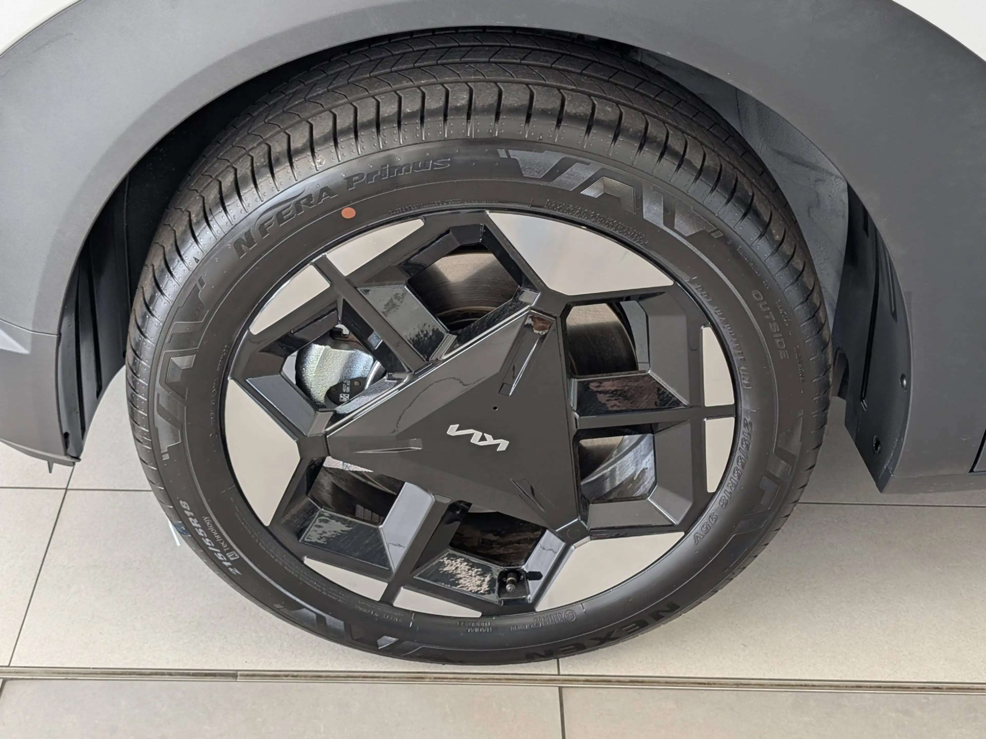Kia Seltos 1.6 T-GDI 180 MT Vision Kamera LED — photo 7