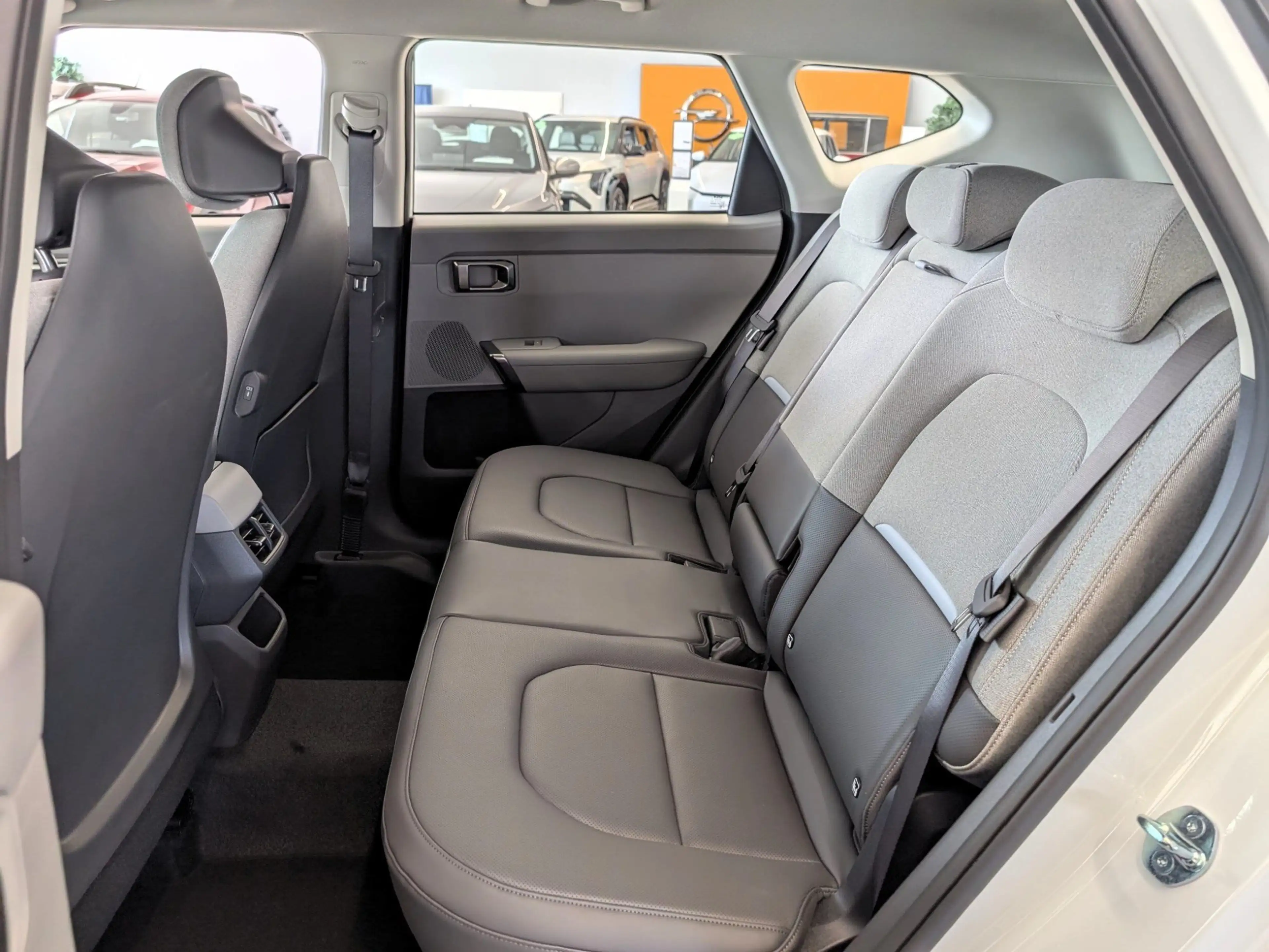 Kia Seltos 1.6 T-GDI 180 MT Vision Kamera LED — photo 9