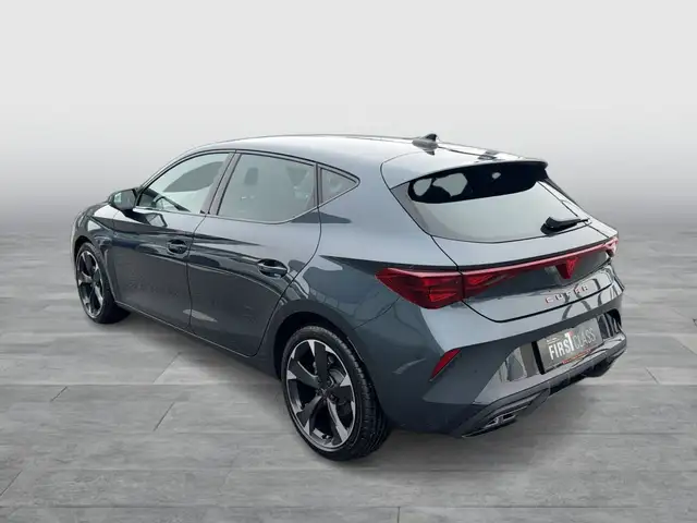 Cupra Leon view 4