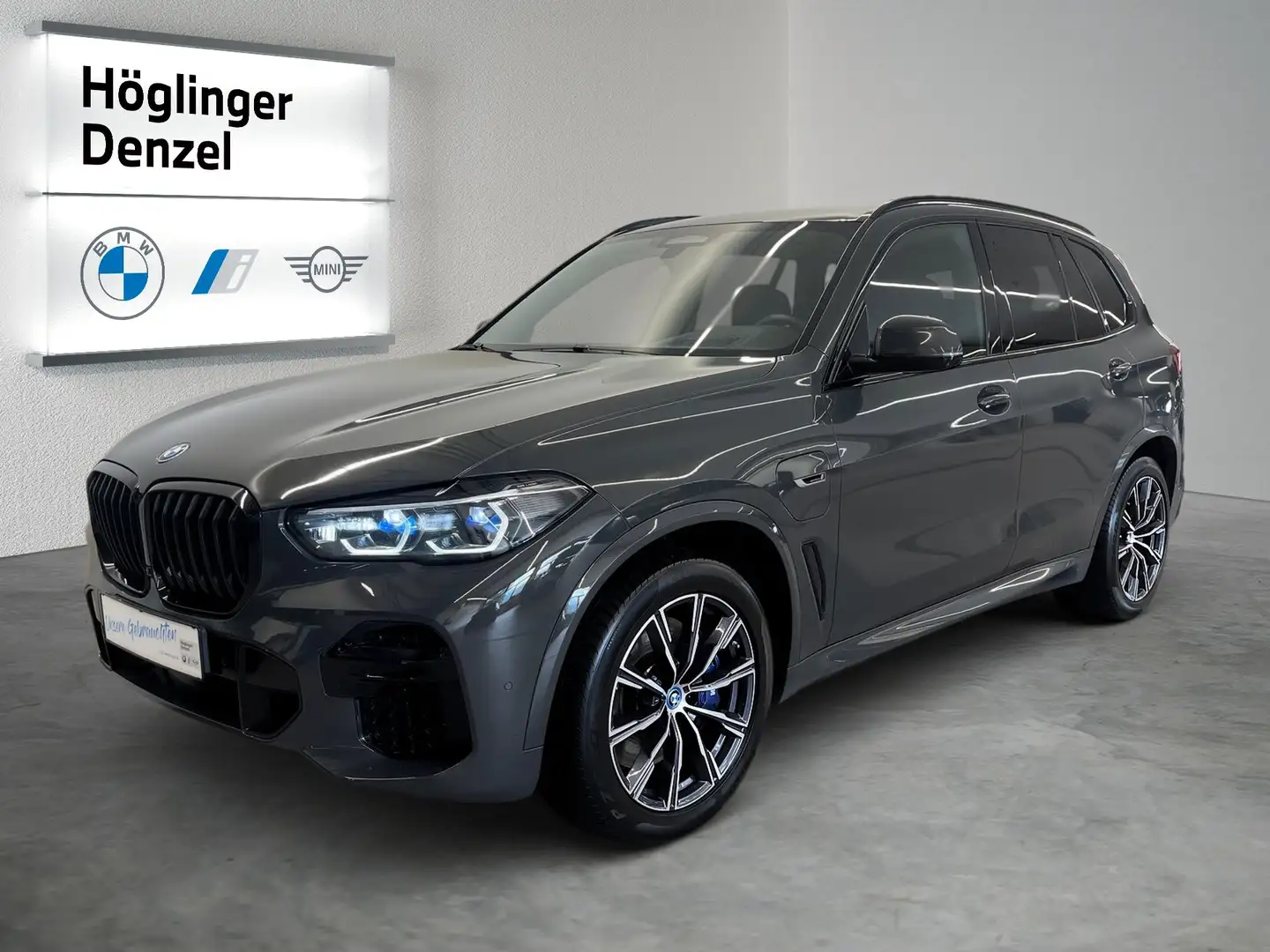 BMW X5 xDrive45e Grau - 2