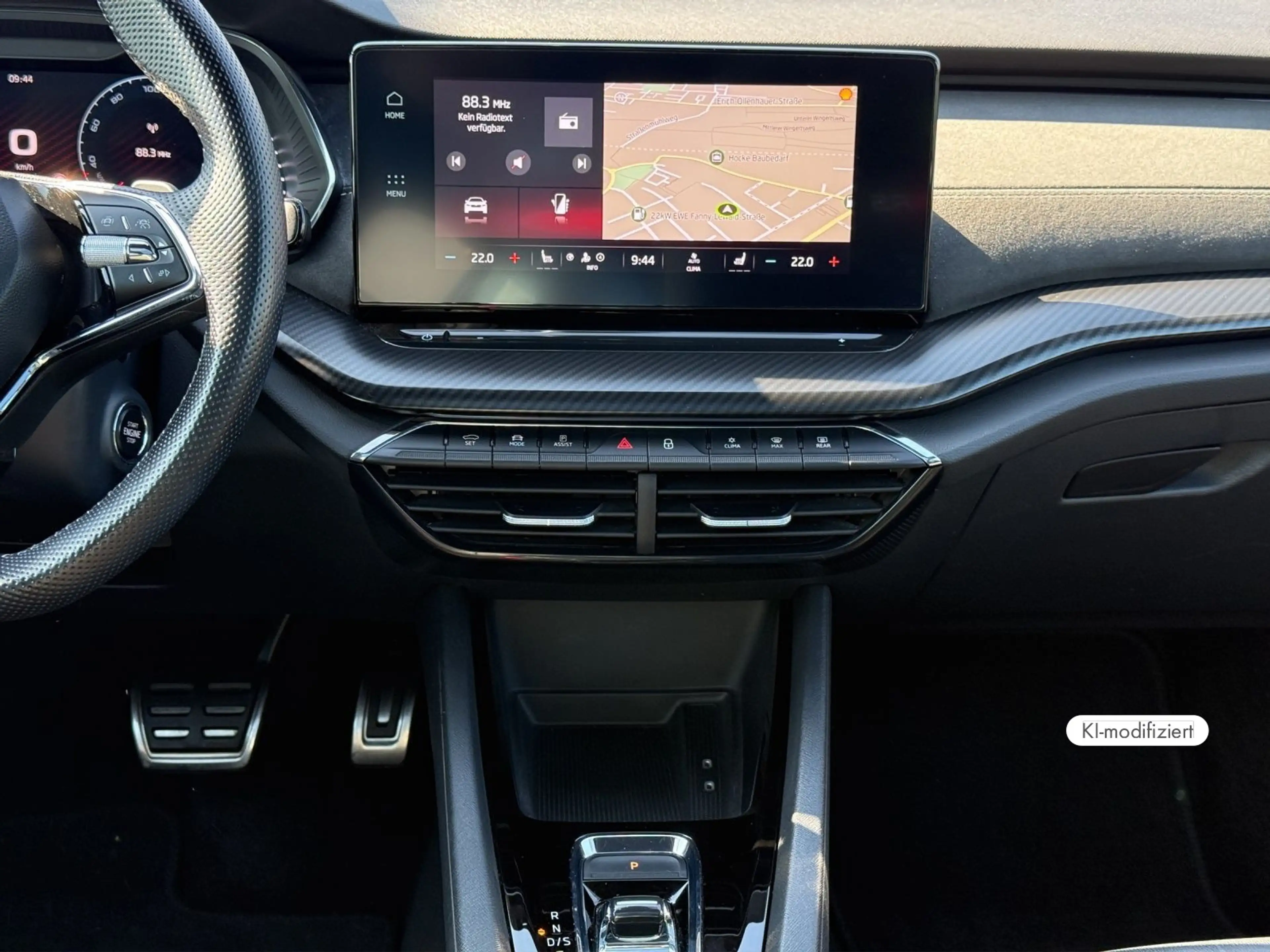 Skoda Octavia Combi RS 2,0 TDI DSG PLUS EDITION NAV PA — photo 11