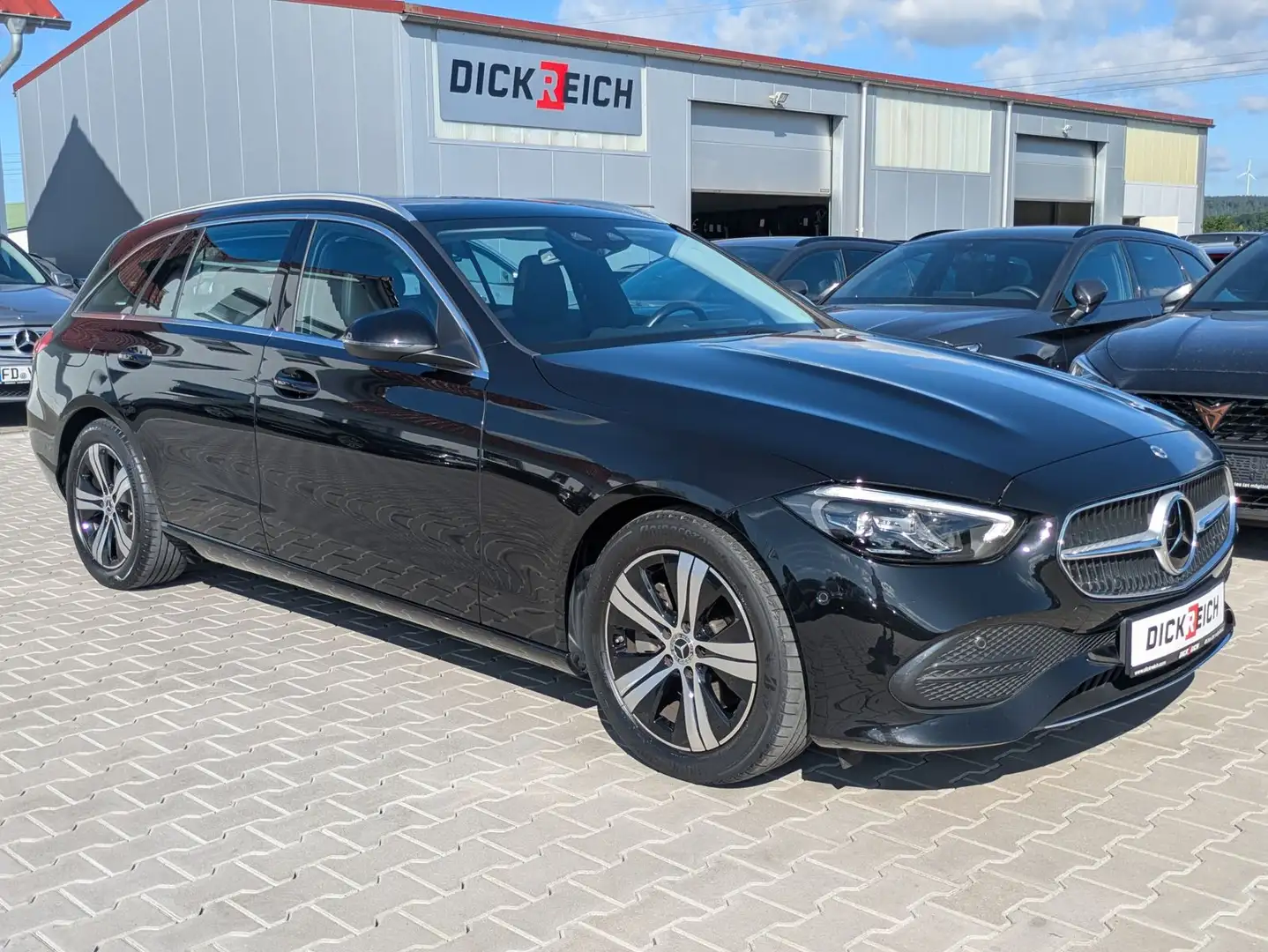 Mercedes-Benz C 220 d Avantgarde PANO*DISTRONIC*AHK Schwarz - 1