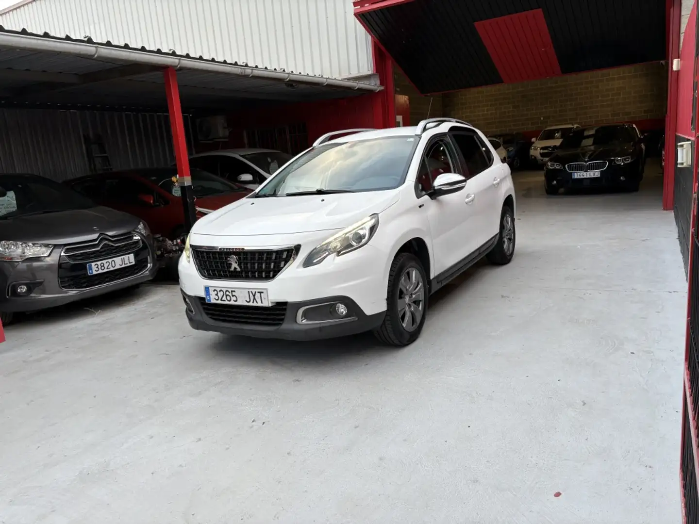 Peugeot 2008 1.2 PureTech S&S Style 110 Blanc - 2