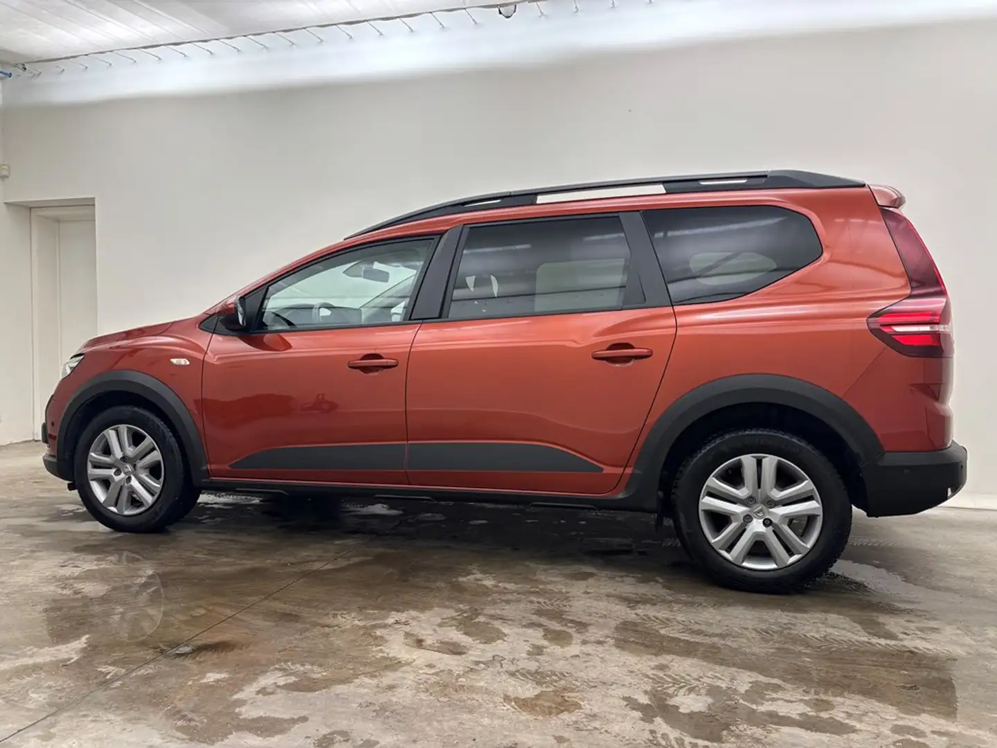 Dacia Jogger 1.0 TCe 110 pk Comfort 5PL  Camera Carplay Trekhaa Orange - 2