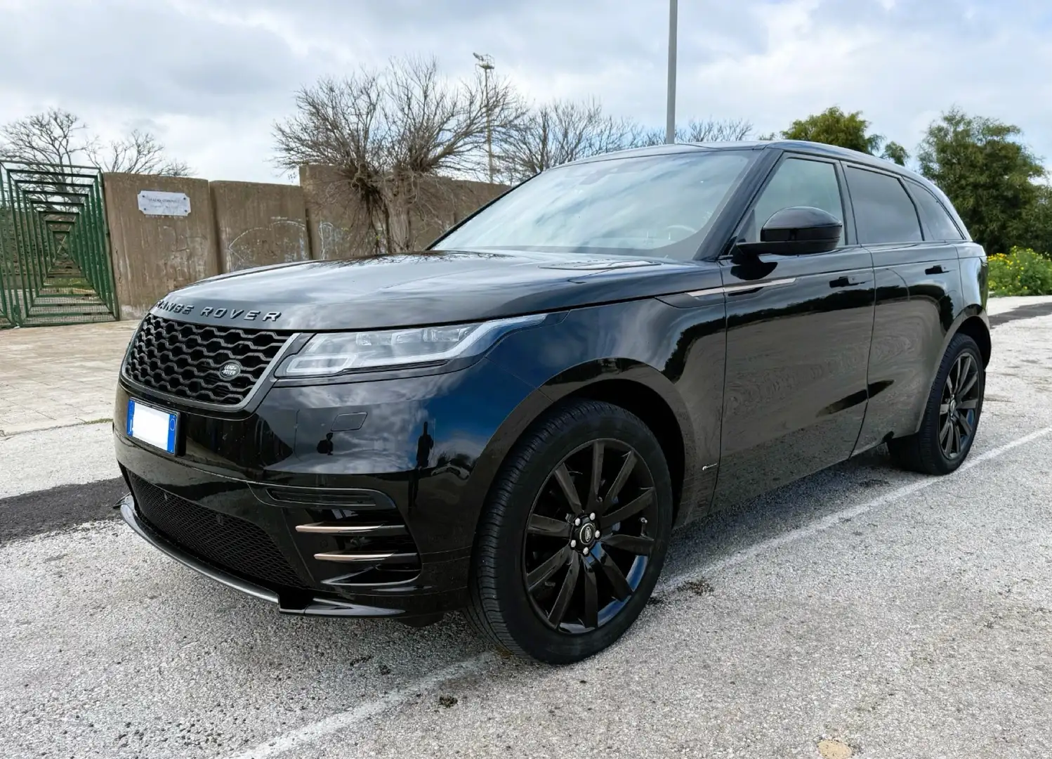 Land Rover Range Rover Velar 2.0d R-Dynamic HSE 240cv Unicoprop. - 1