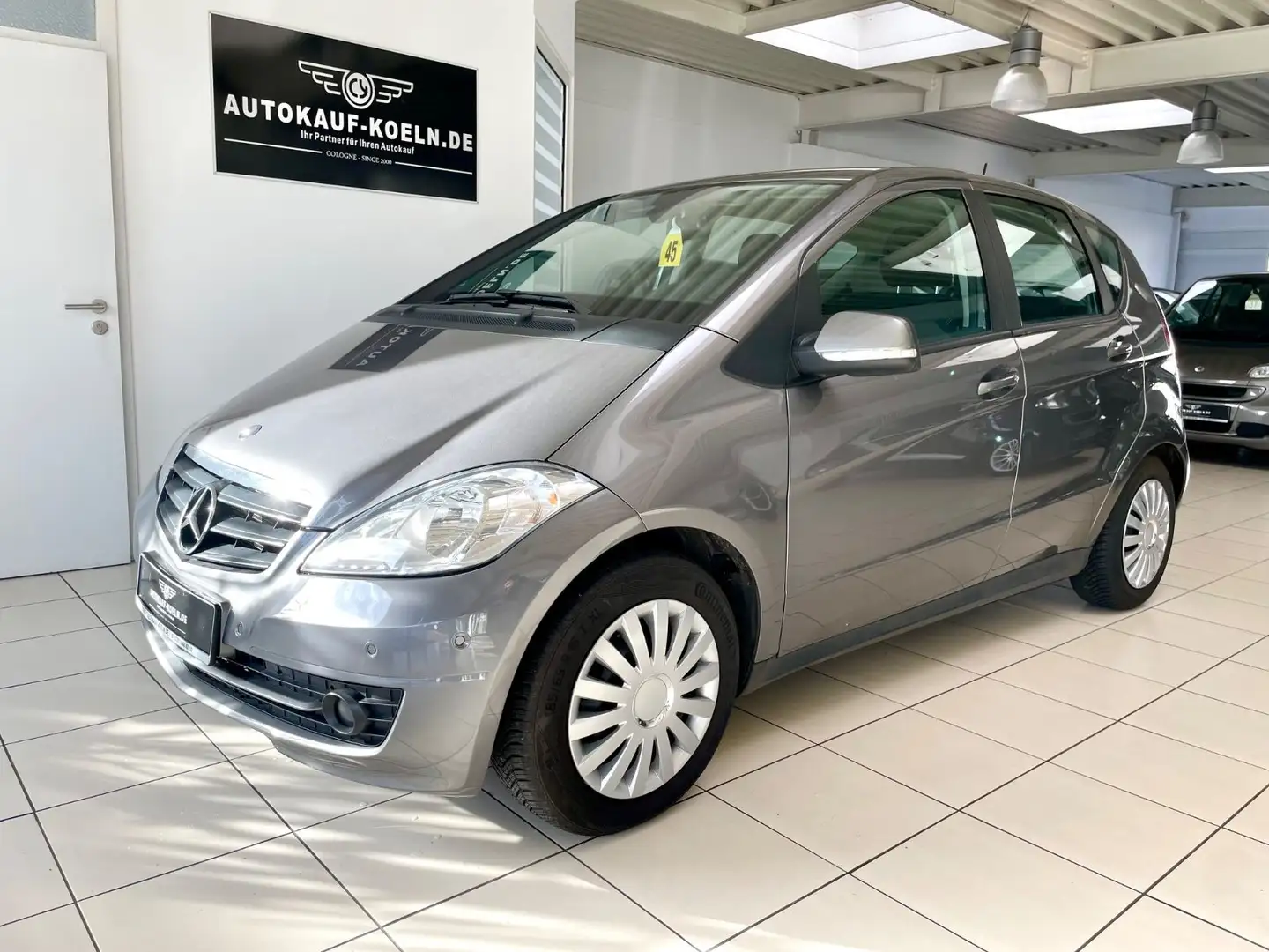 Mercedes-Benz A 160 Classic Automatik/Klima/Sitzheizung/ Grey - 1