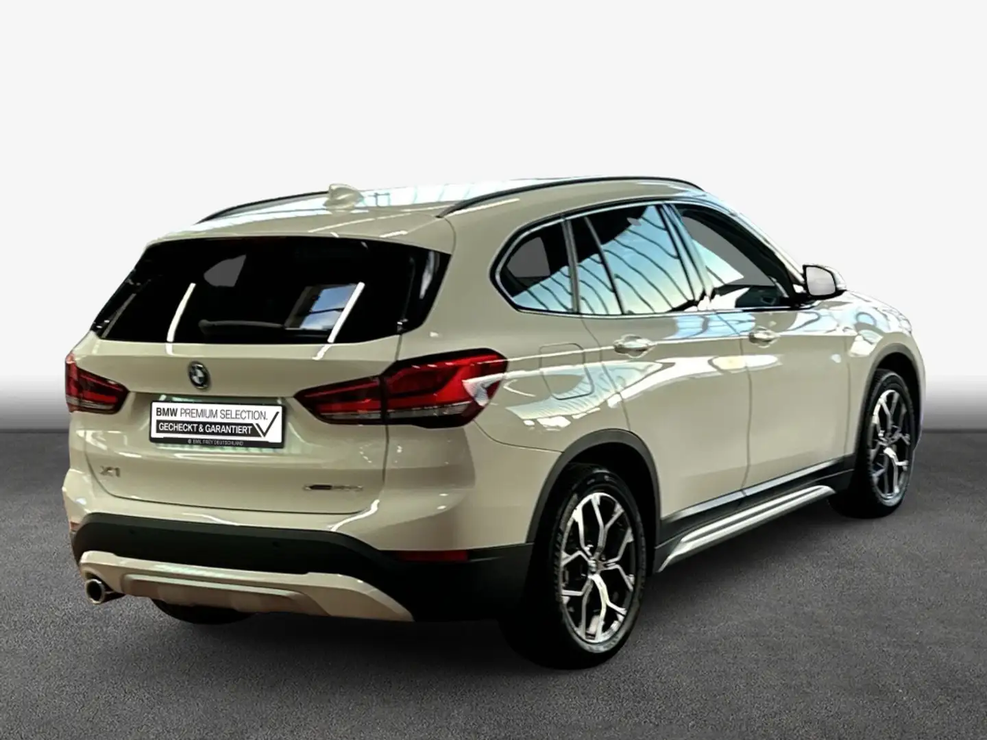 BMW X1 xDrive25e xLine, SHZ, PDC, LED Weiß - 2