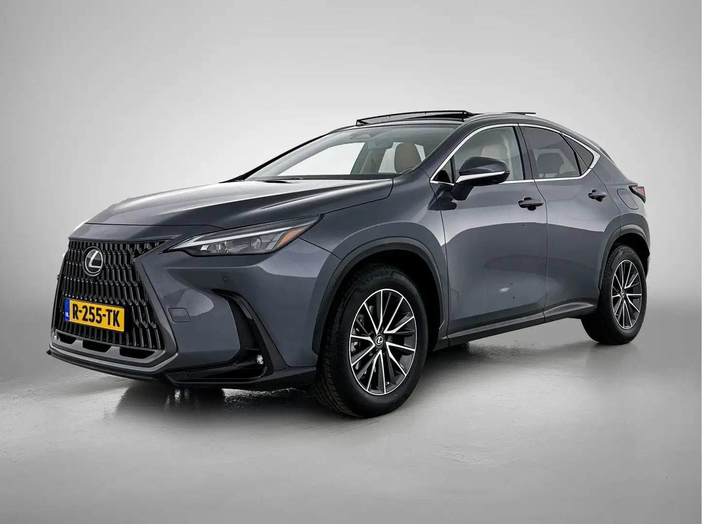 Lexus NX 350h AWD Launch Edition | Panoramadak | Leder | Elek. a Grijs - 1