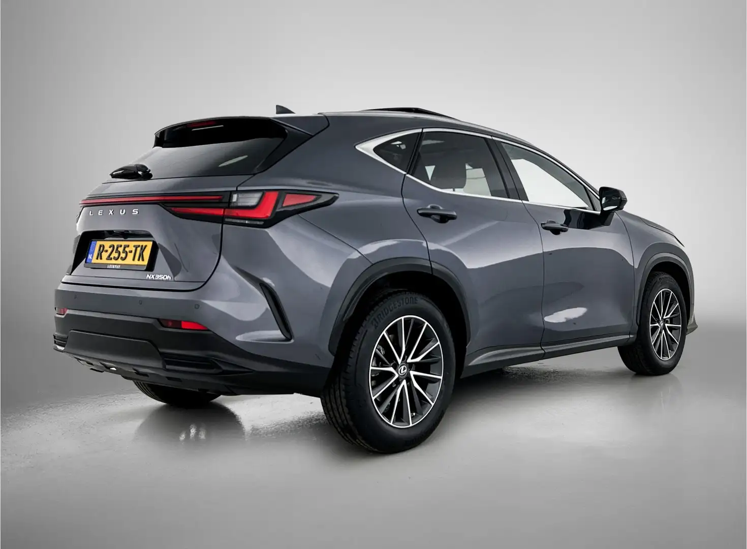 Lexus NX 350h AWD Launch Edition | Panoramadak | Leder | Elek. a Grijs - 2