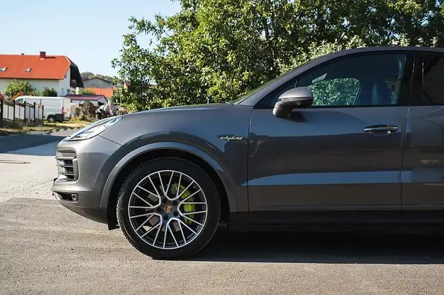 Porsche Cayenne Coupé E-Hybrid | Sport Chrono | Luftfederung | ... Ansicht 4