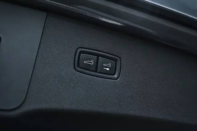 Porsche Cayenne Coupé E-Hybrid | Sport Chrono | Luftfederung | ... Ansicht 26